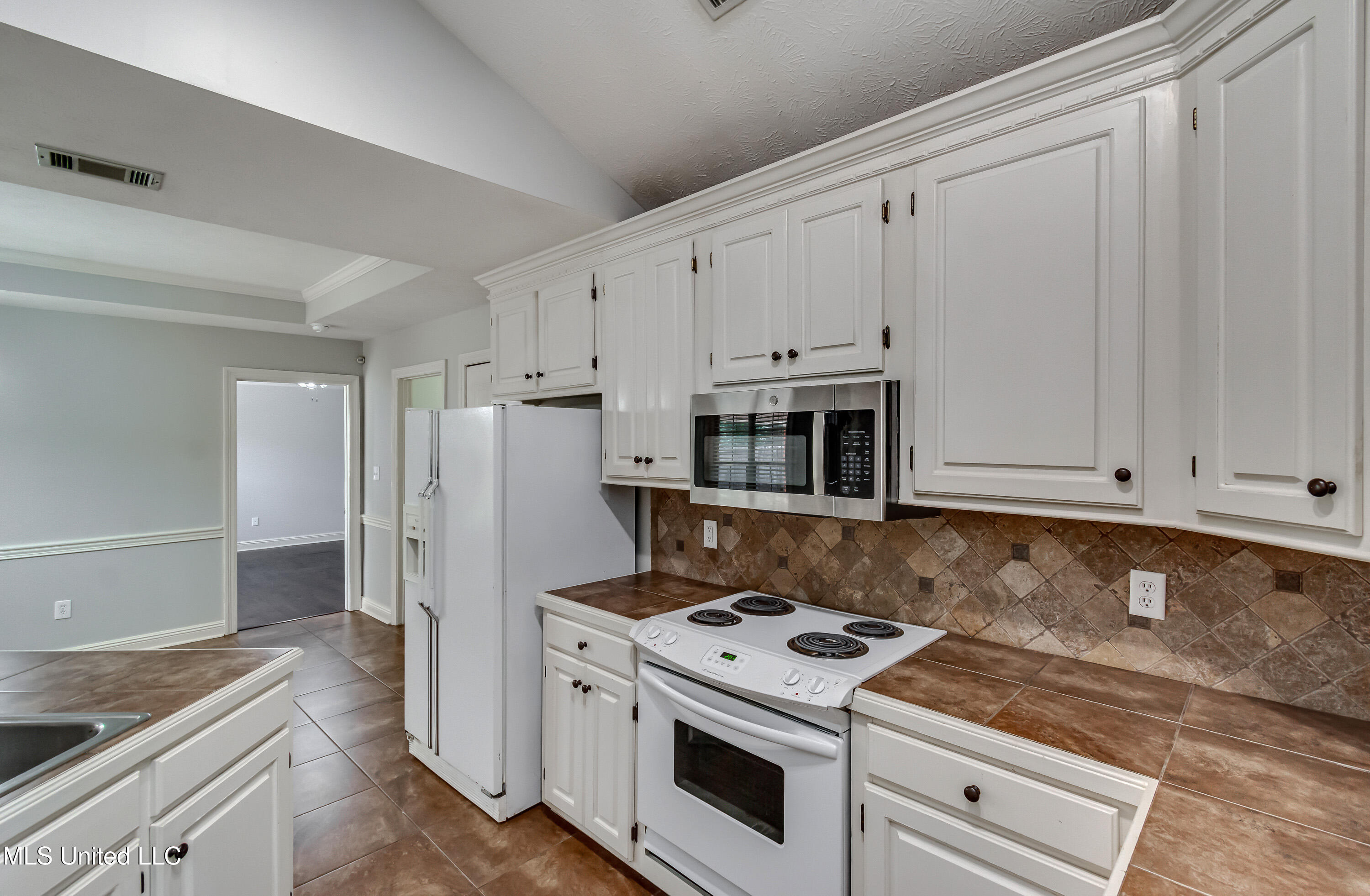 415 Hemlock Drive