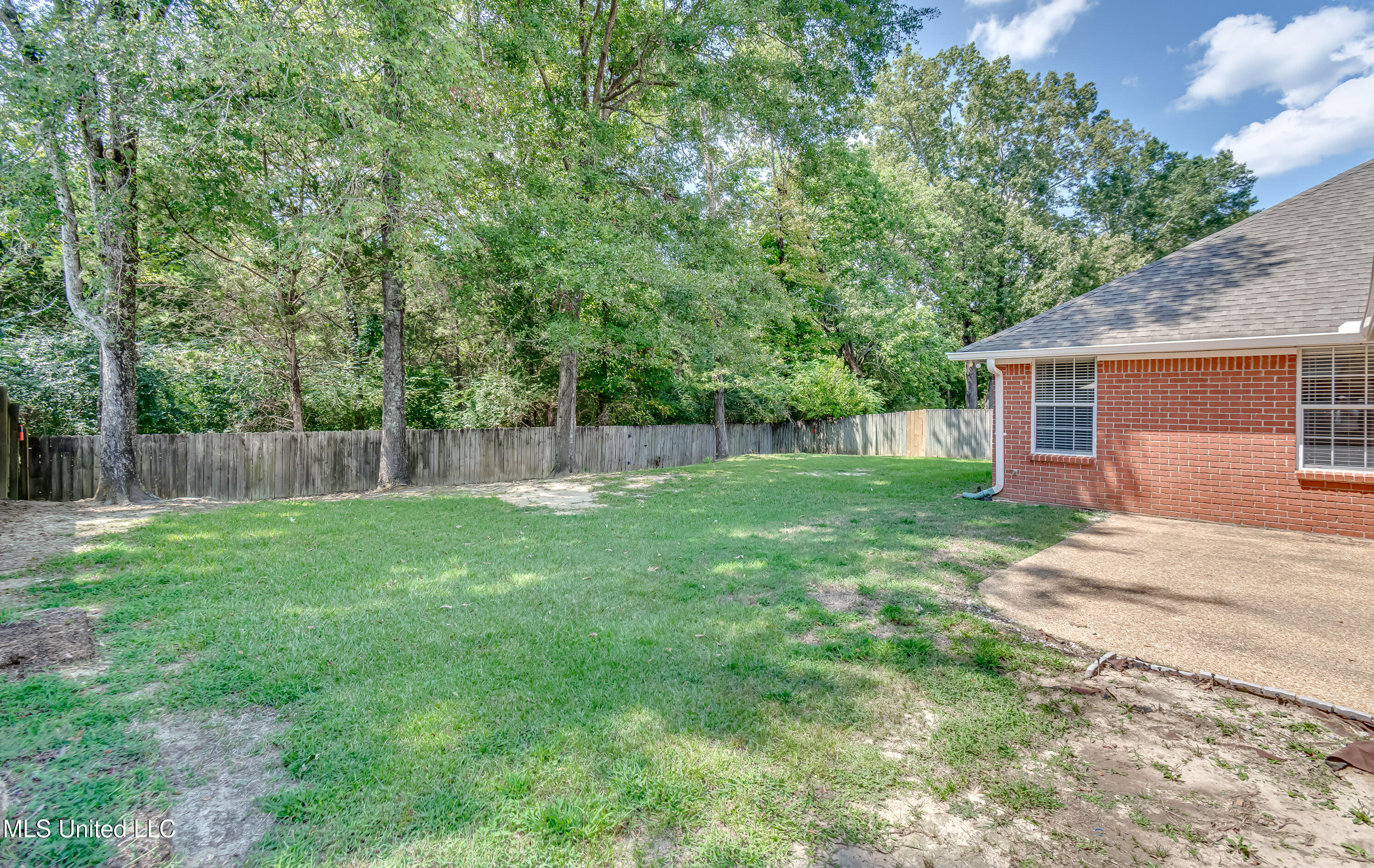 415 Hemlock Drive