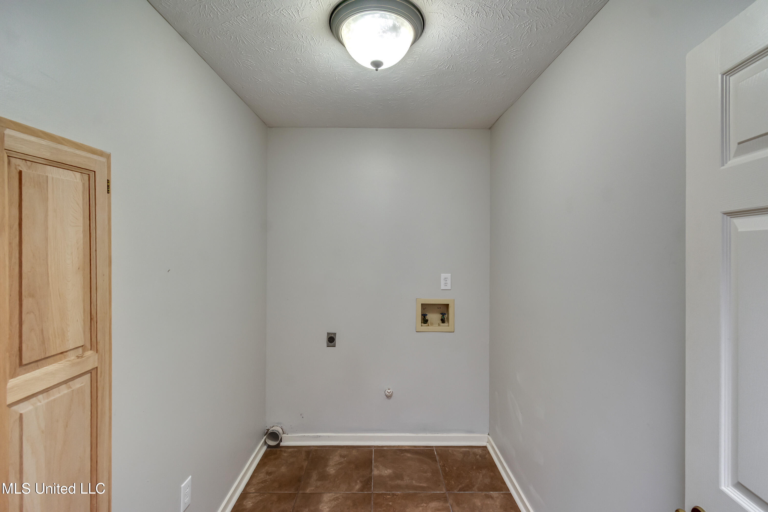 415 Hemlock Drive