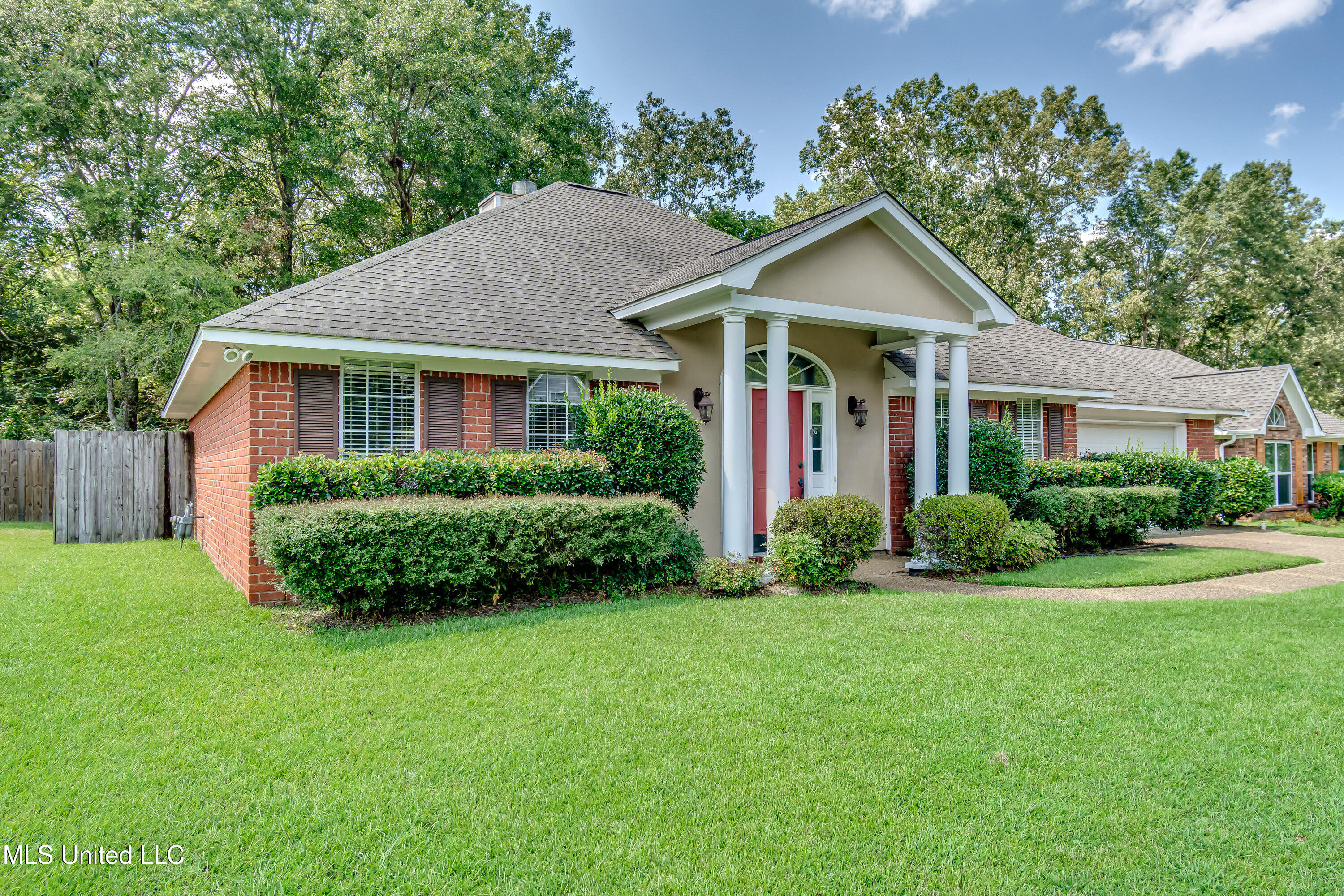 415 Hemlock Drive