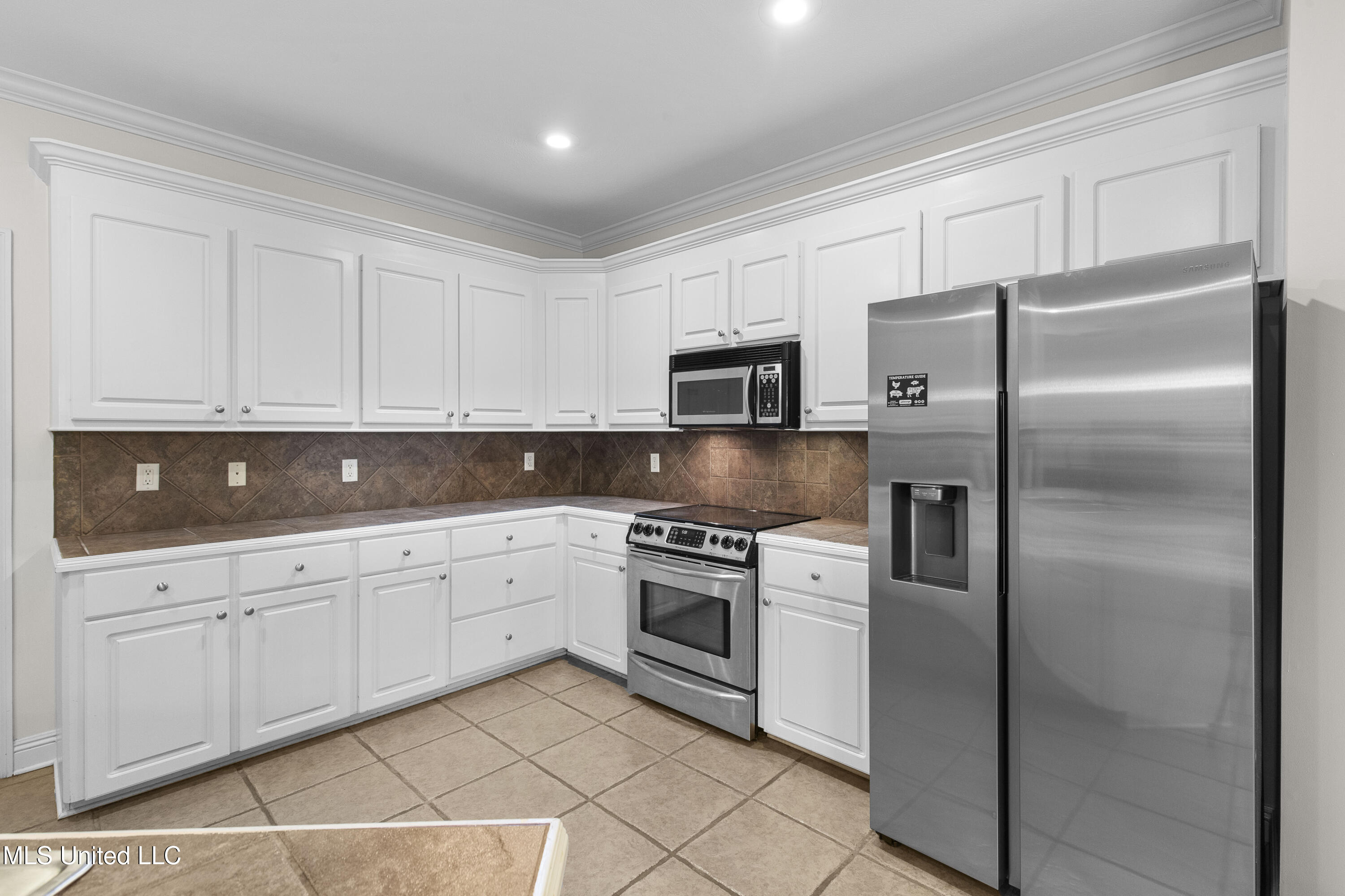 483 Madison Oaks Drive