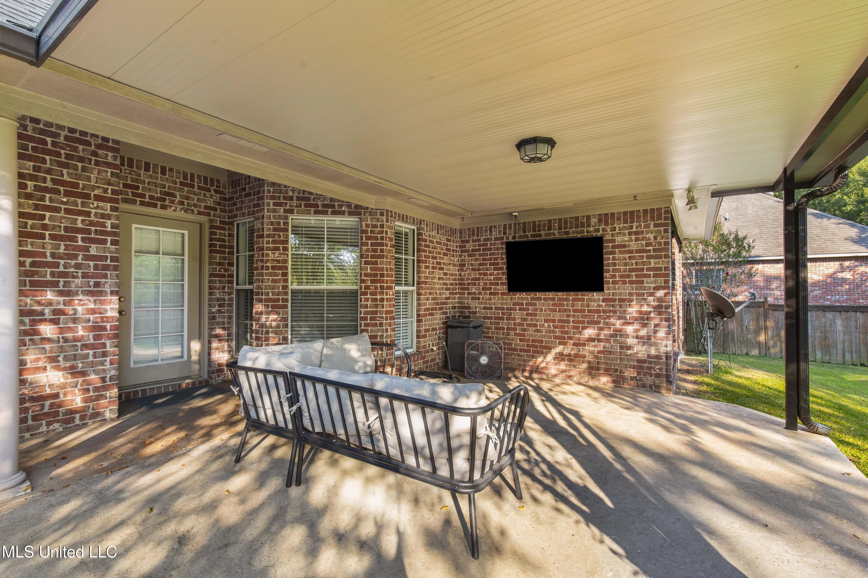483 Madison Oaks Drive