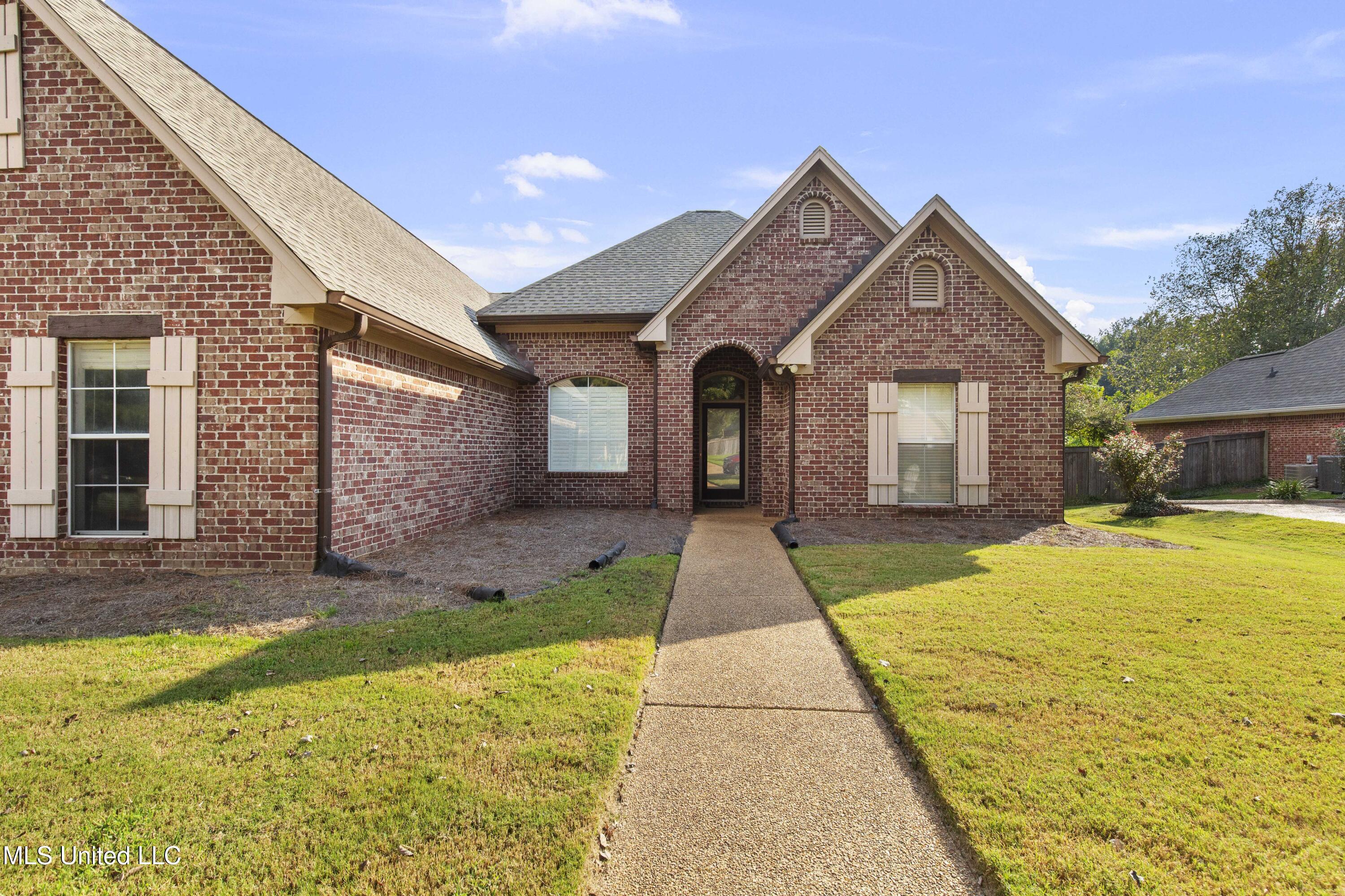 483 Madison Oaks Drive