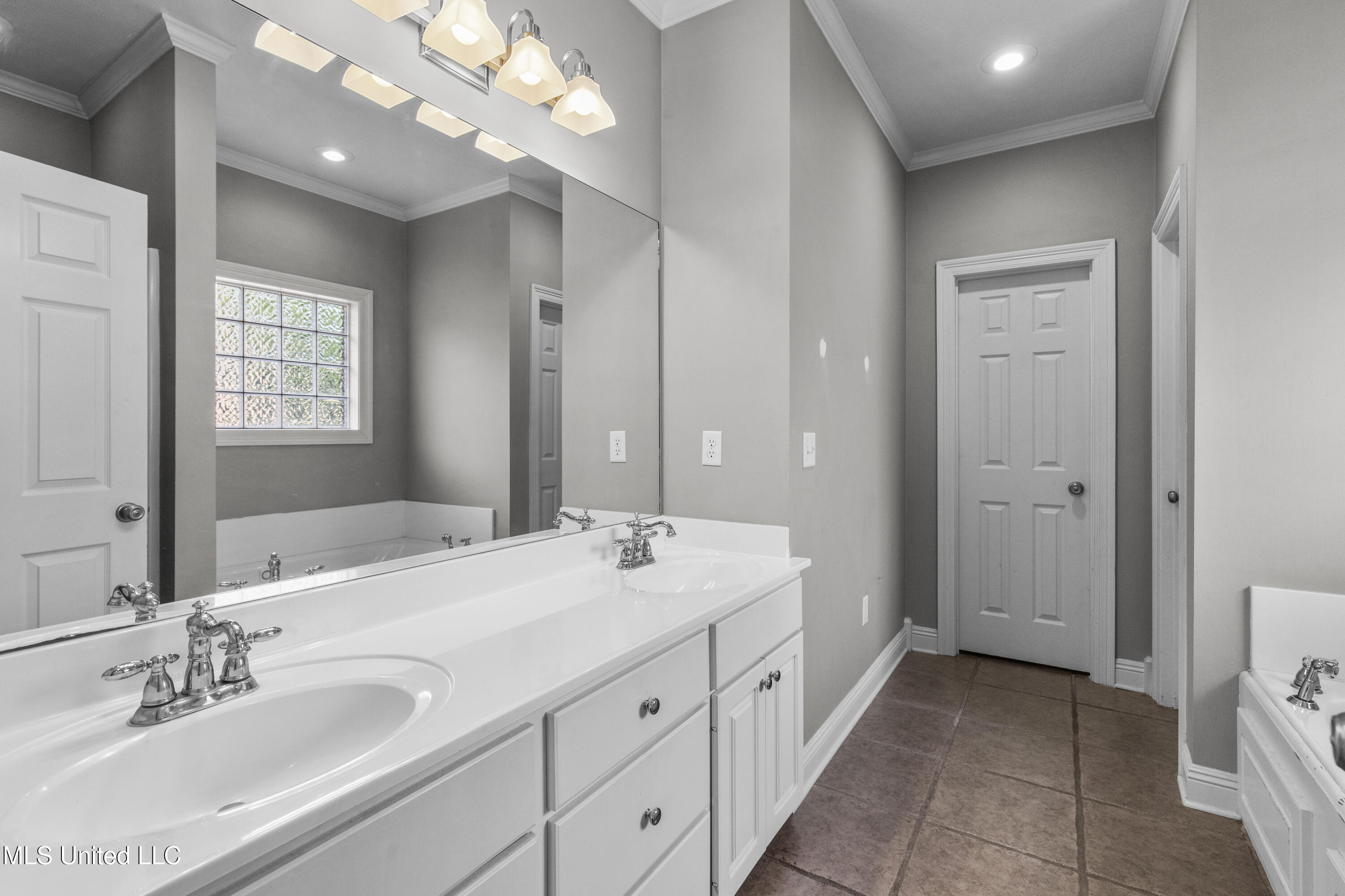 483 Madison Oaks Drive