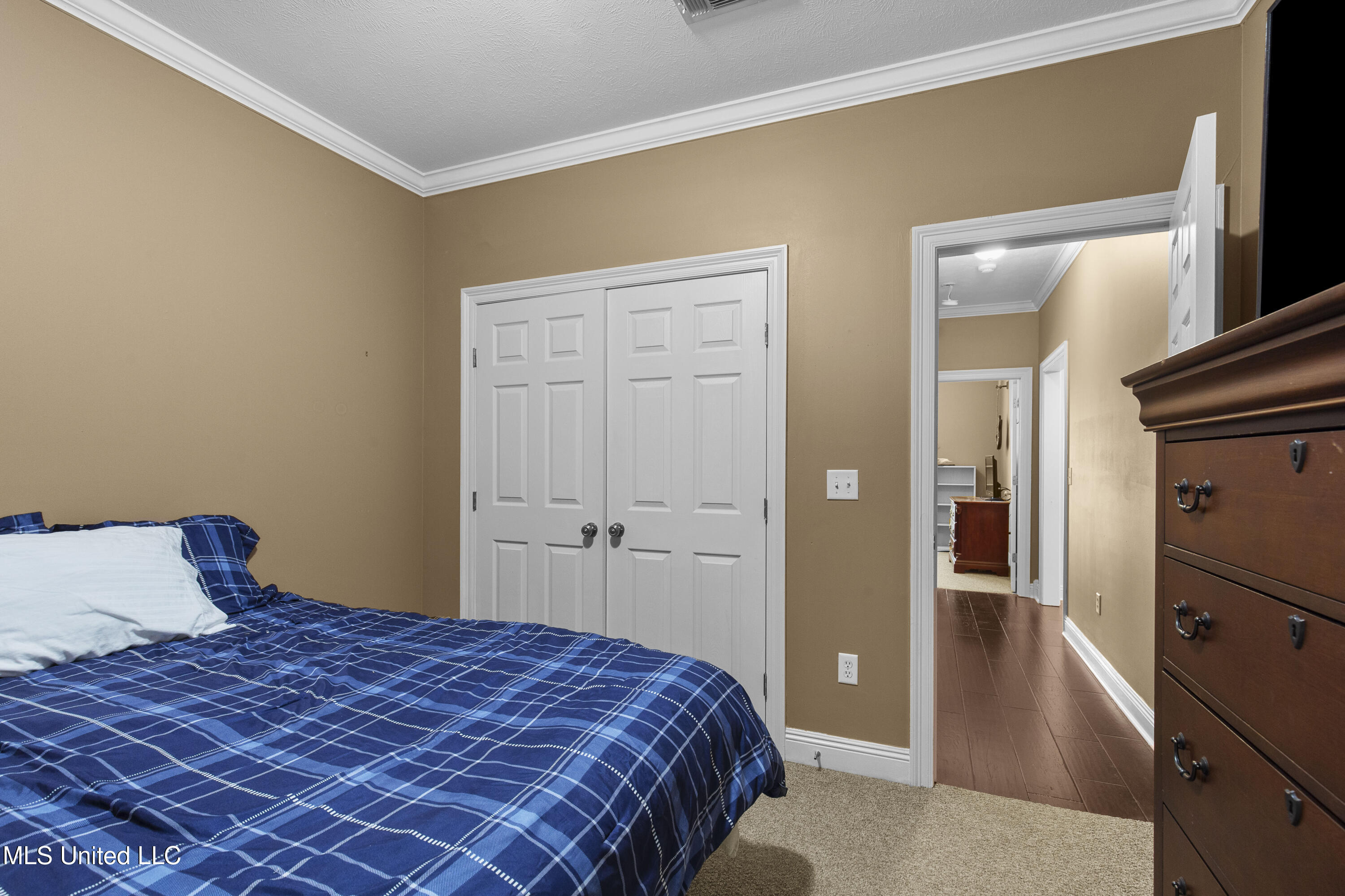 483 Madison Oaks Drive