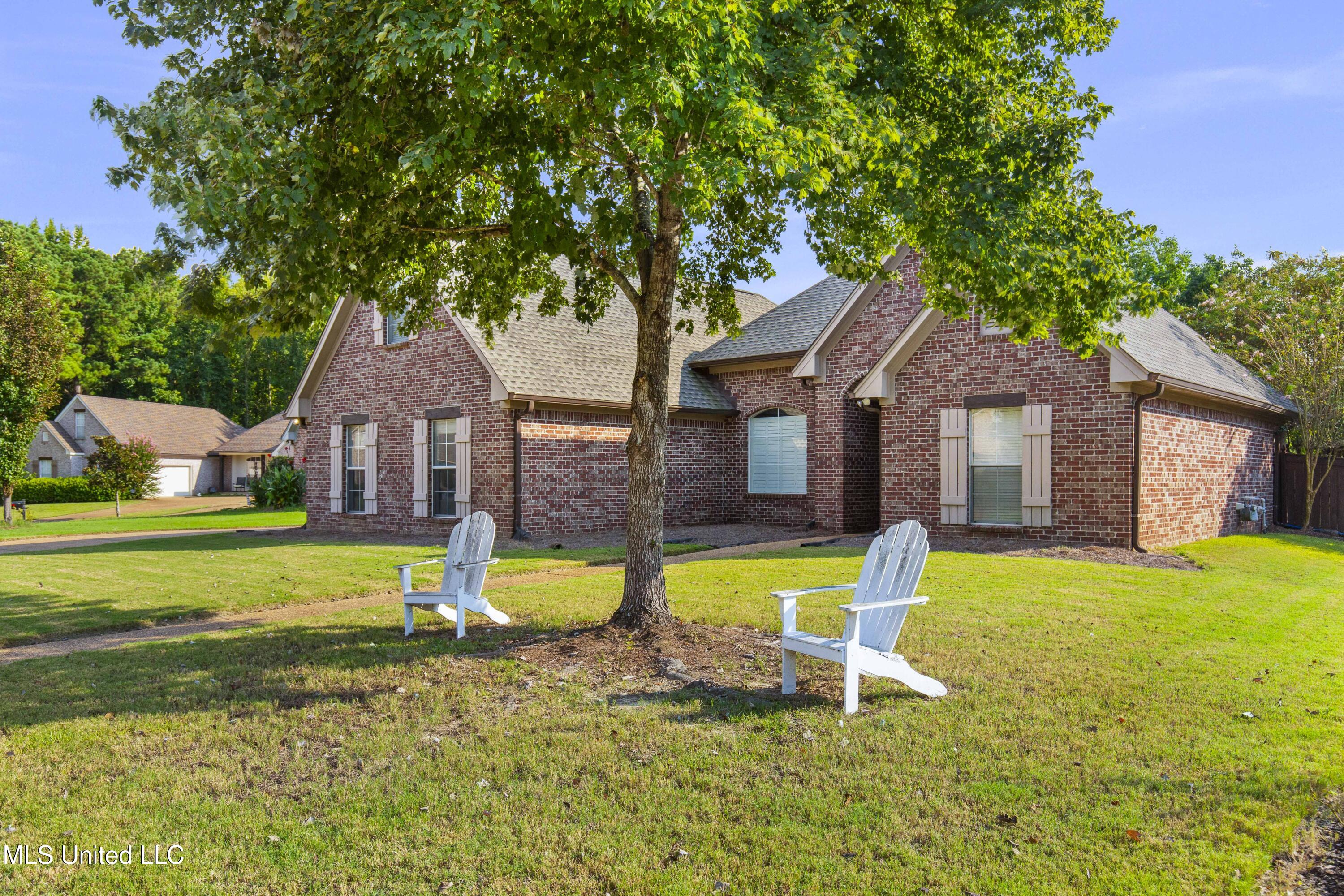 483 Madison Oaks Drive
