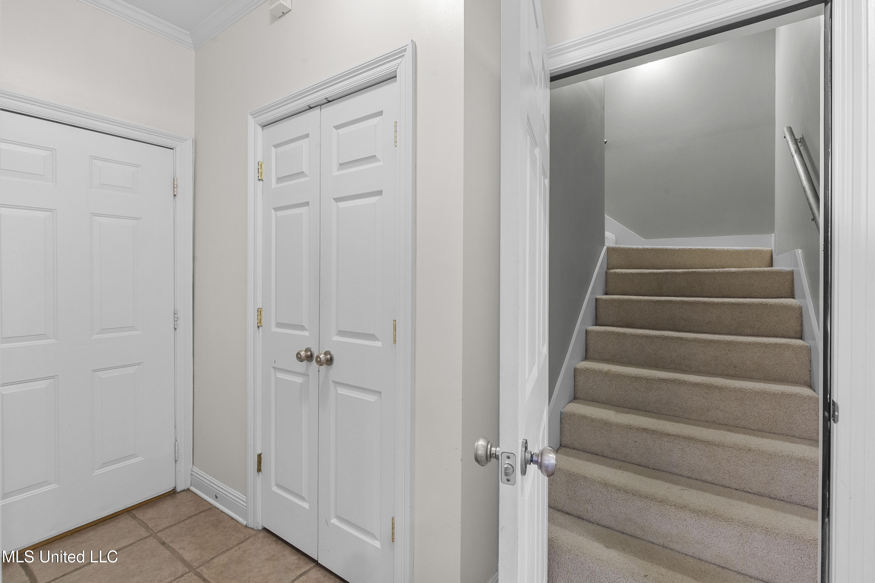 483 Madison Oaks Drive