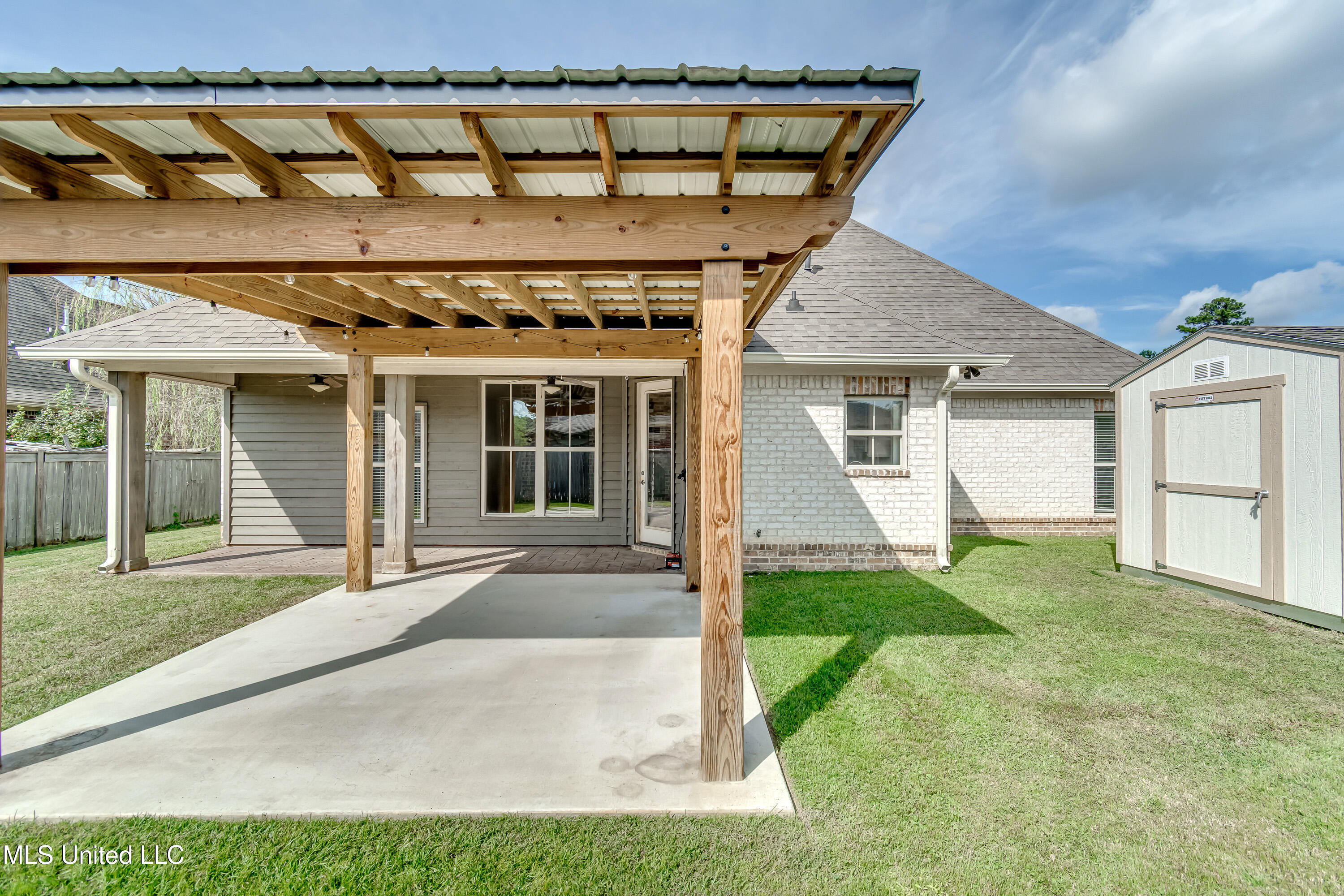261 Bellamy Court