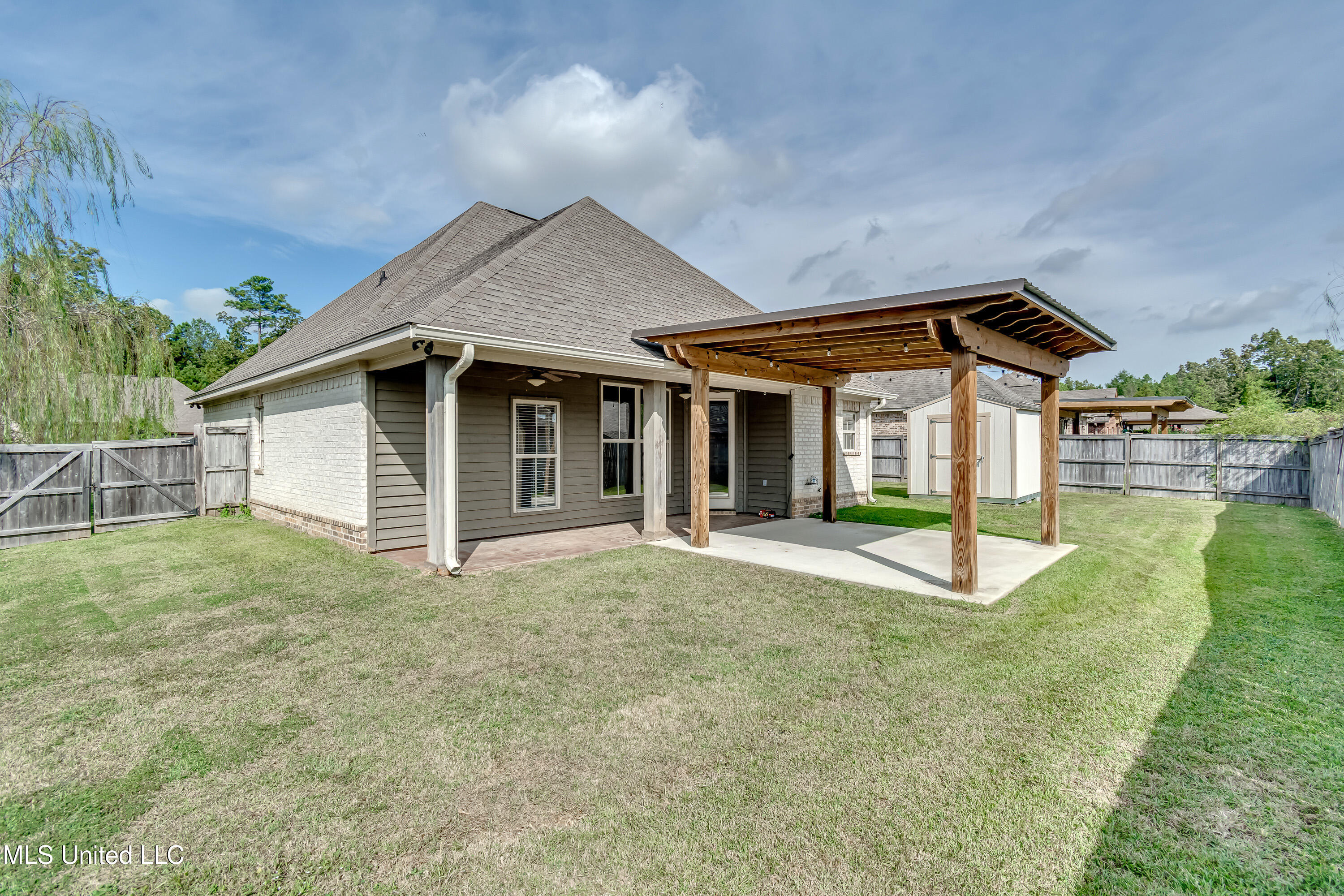 261 Bellamy Court