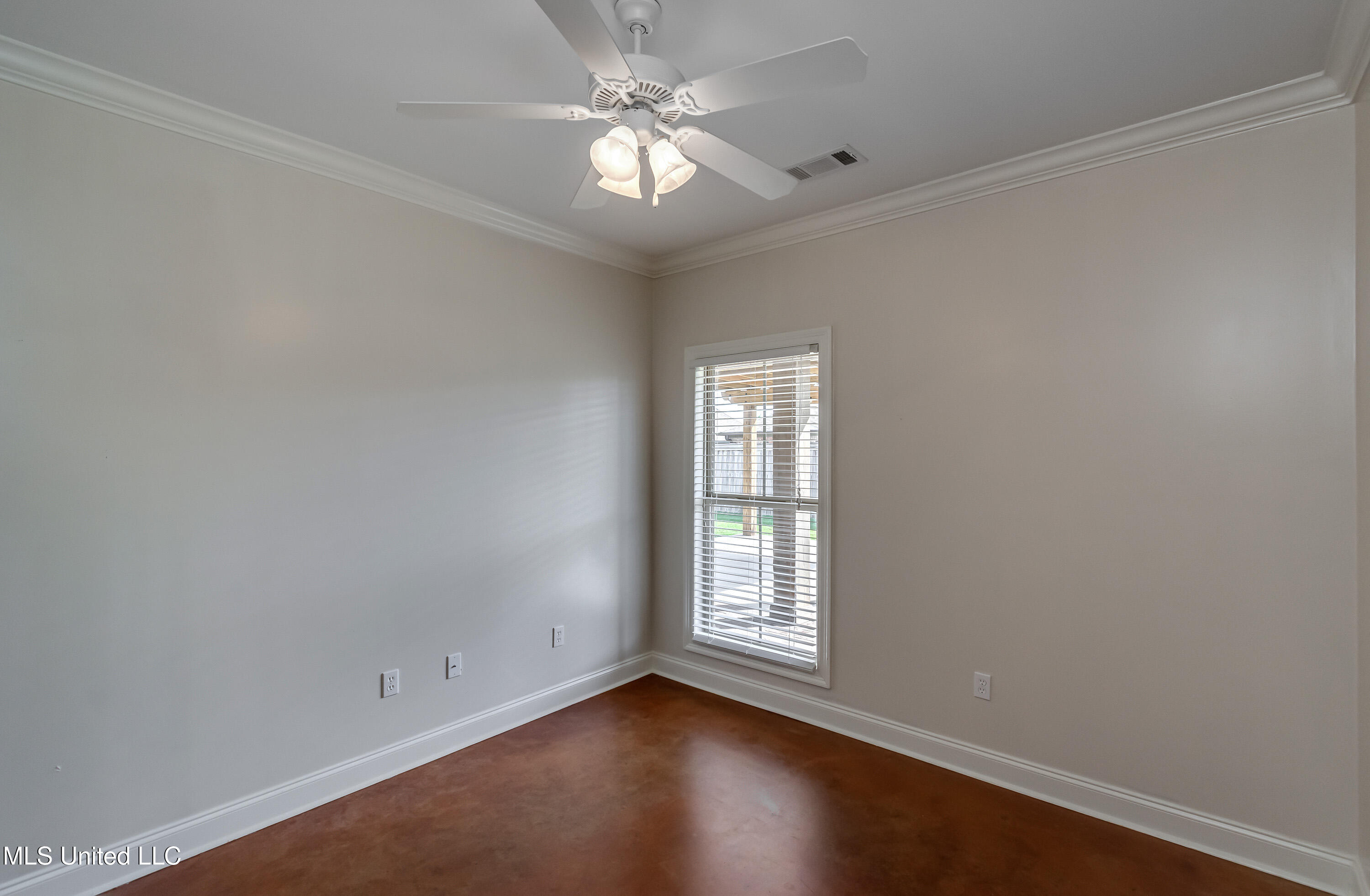 261 Bellamy Court
