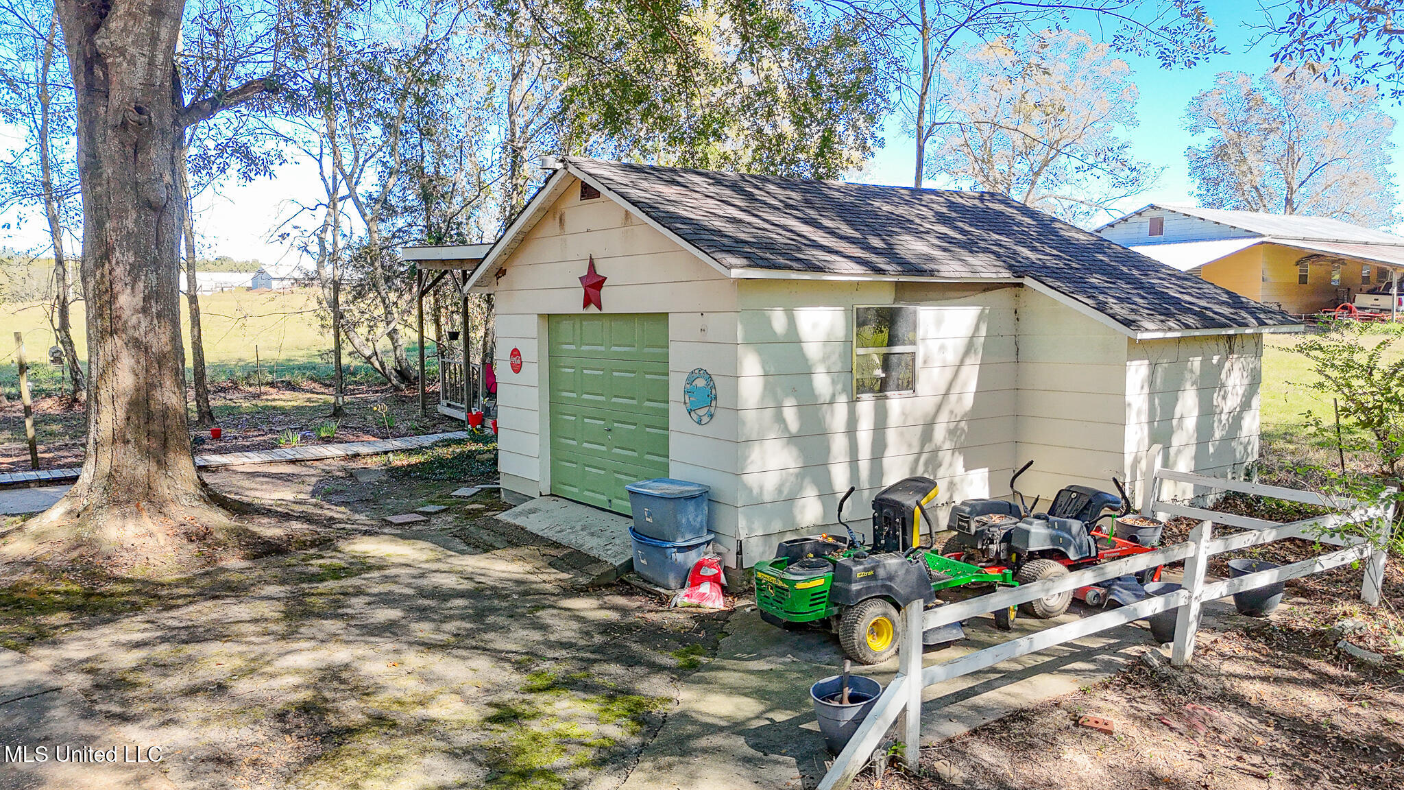 449 Old Highway 80