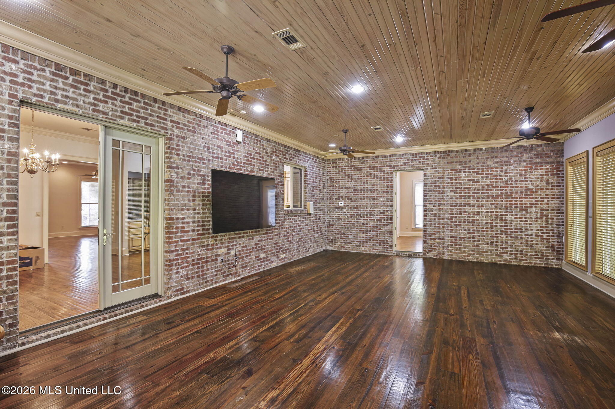 476 Wimbledon Drive