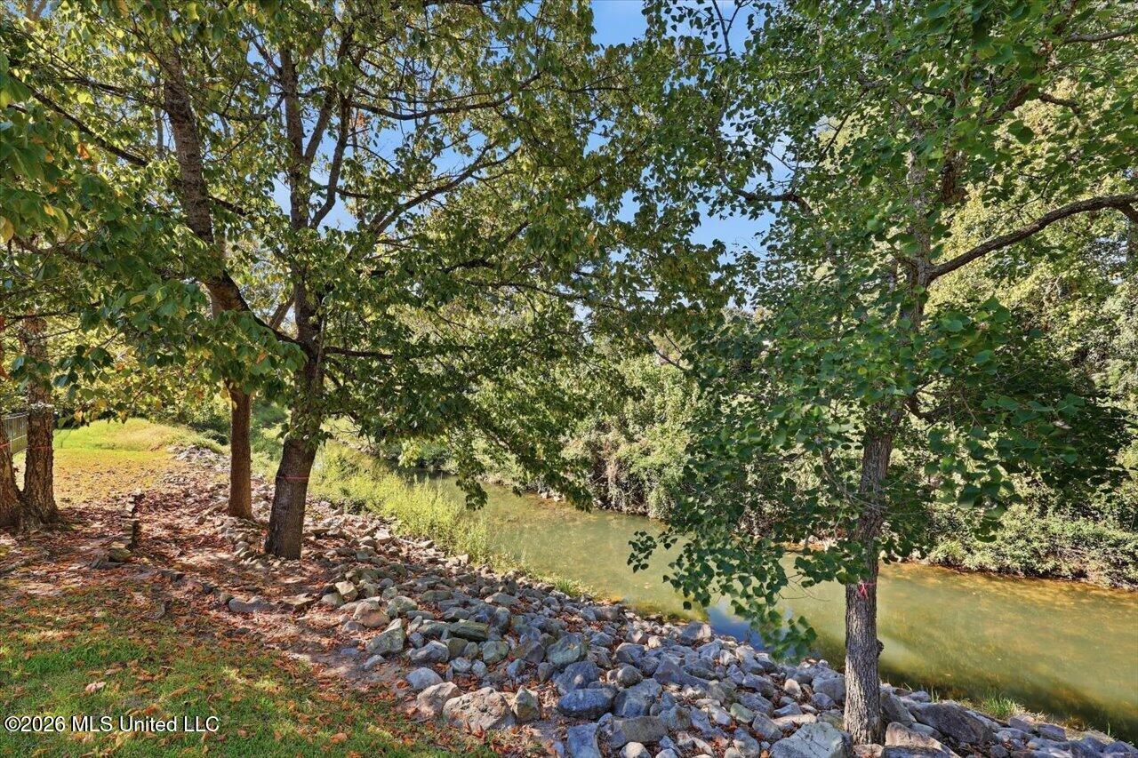 127 Eastside Drive
