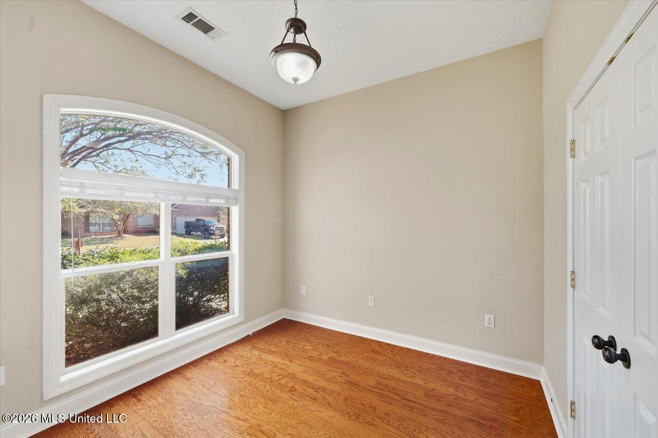 127 Eastside Drive