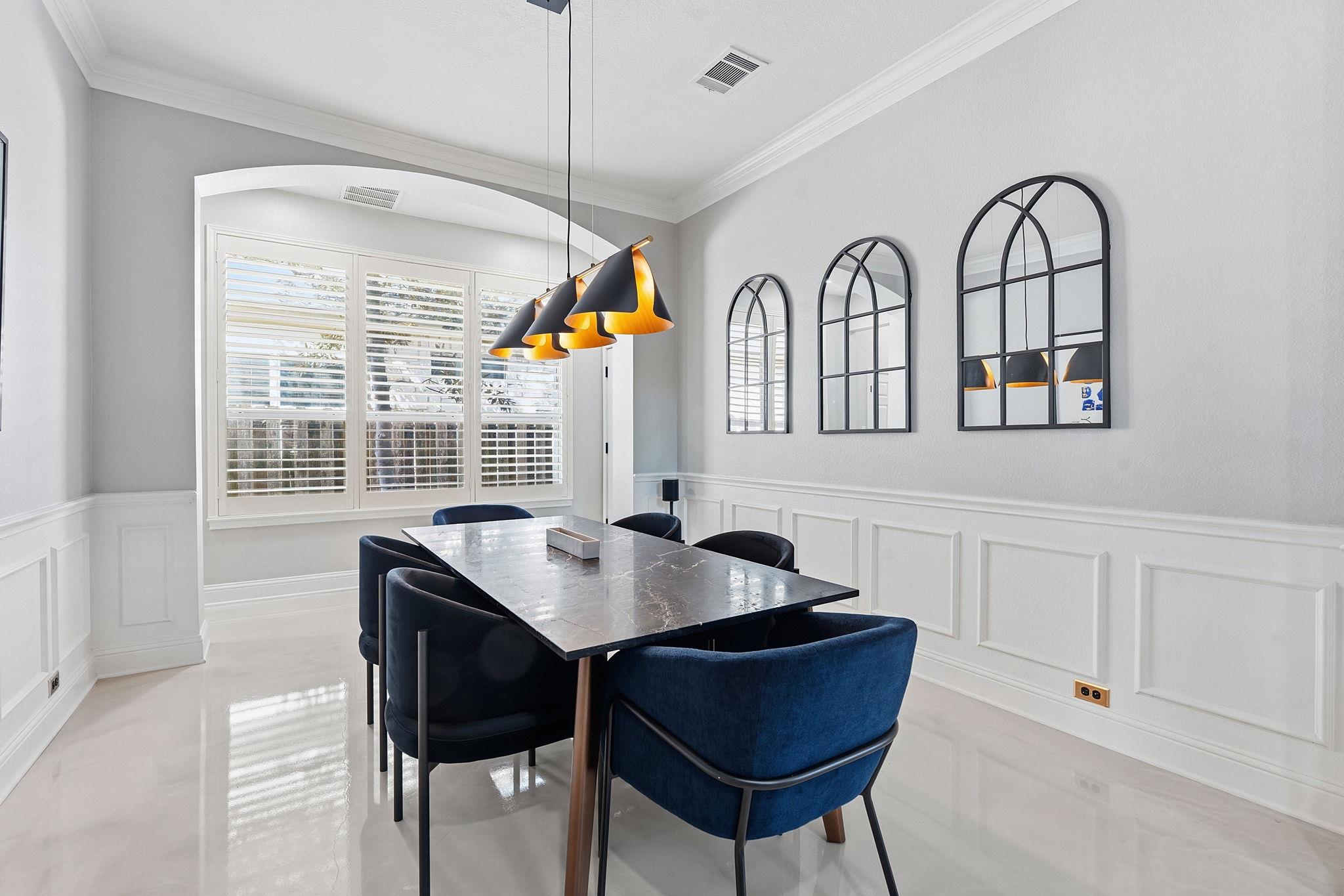 5000 Mission Oaks BLVD # 30