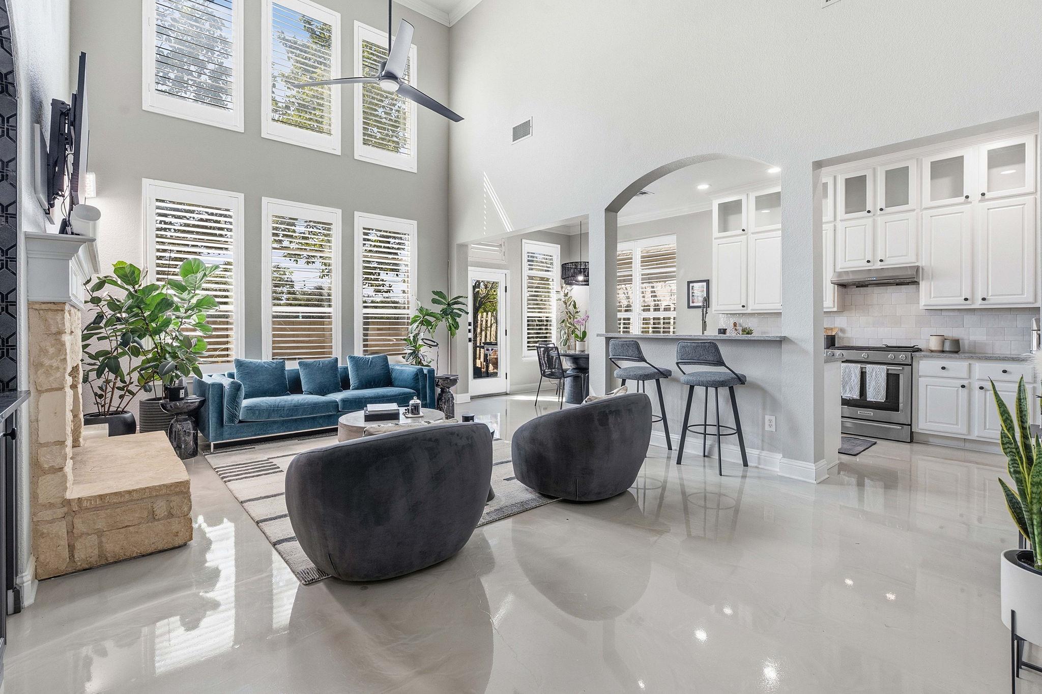 5000 Mission Oaks BLVD # 30