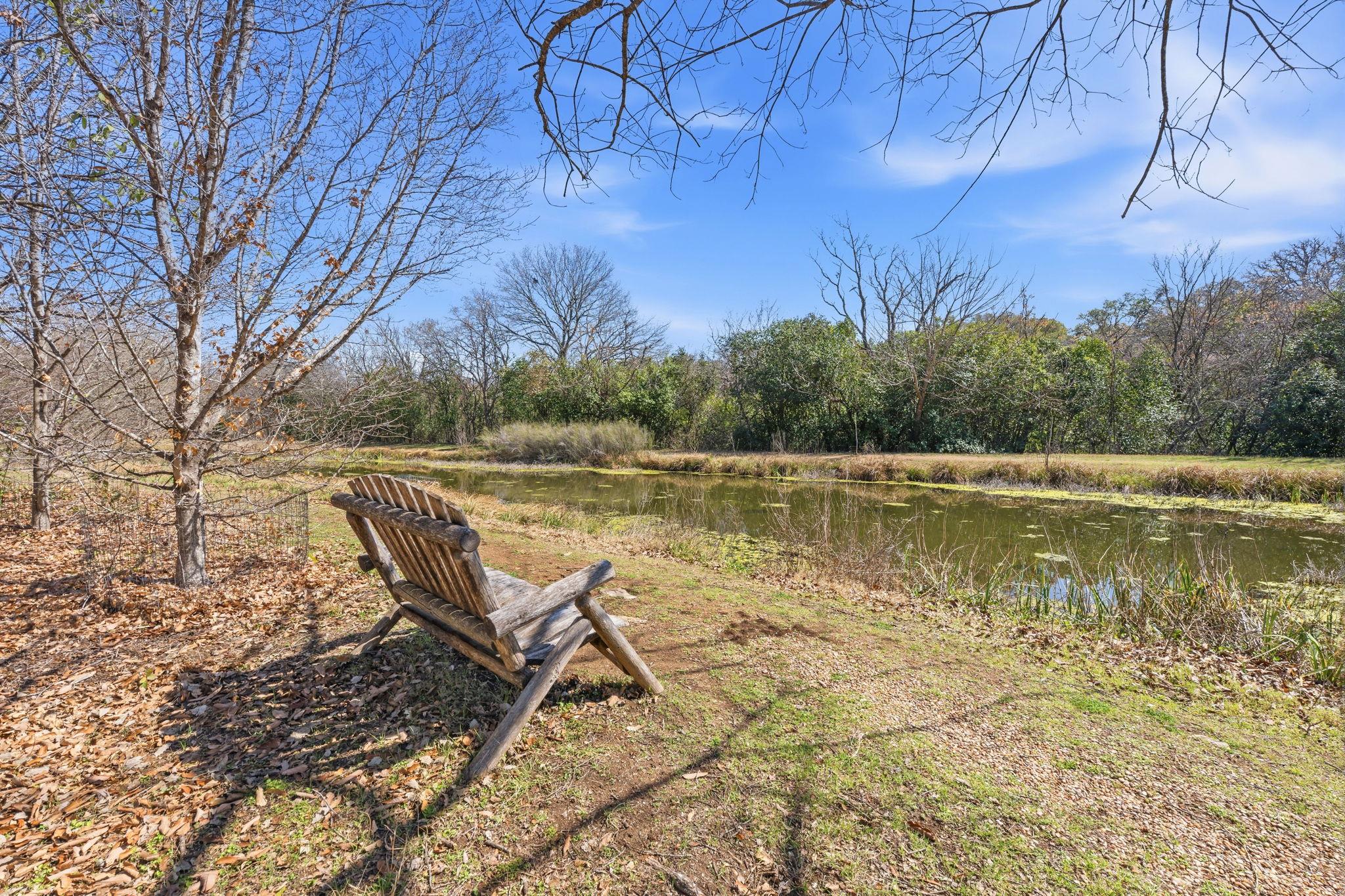 5000 Mission Oaks BLVD # 30