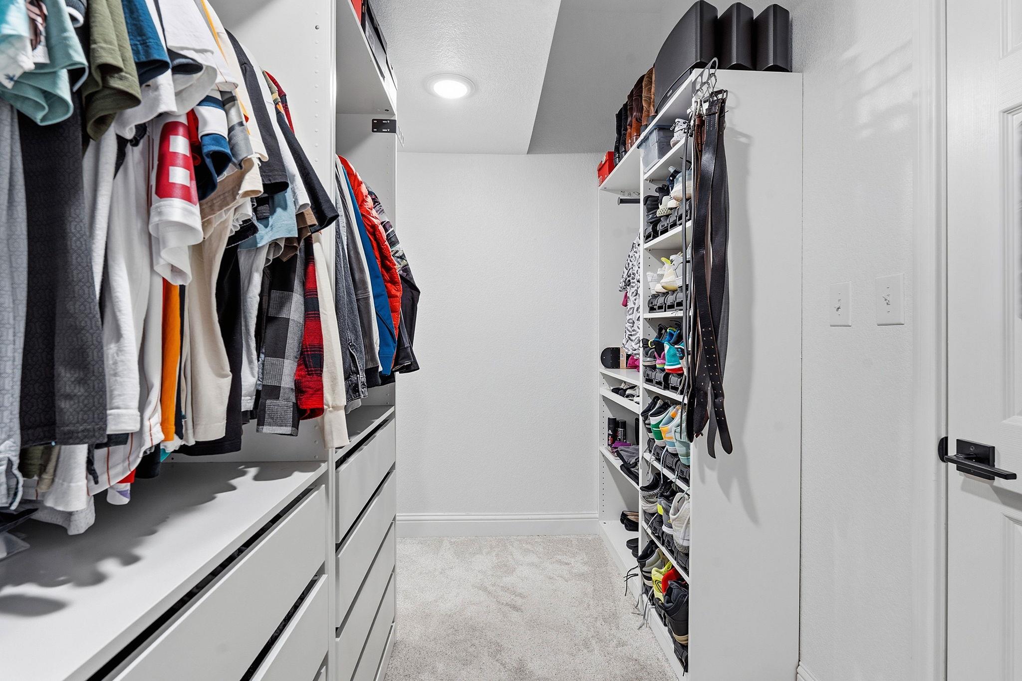 5000 Mission Oaks BLVD # 30