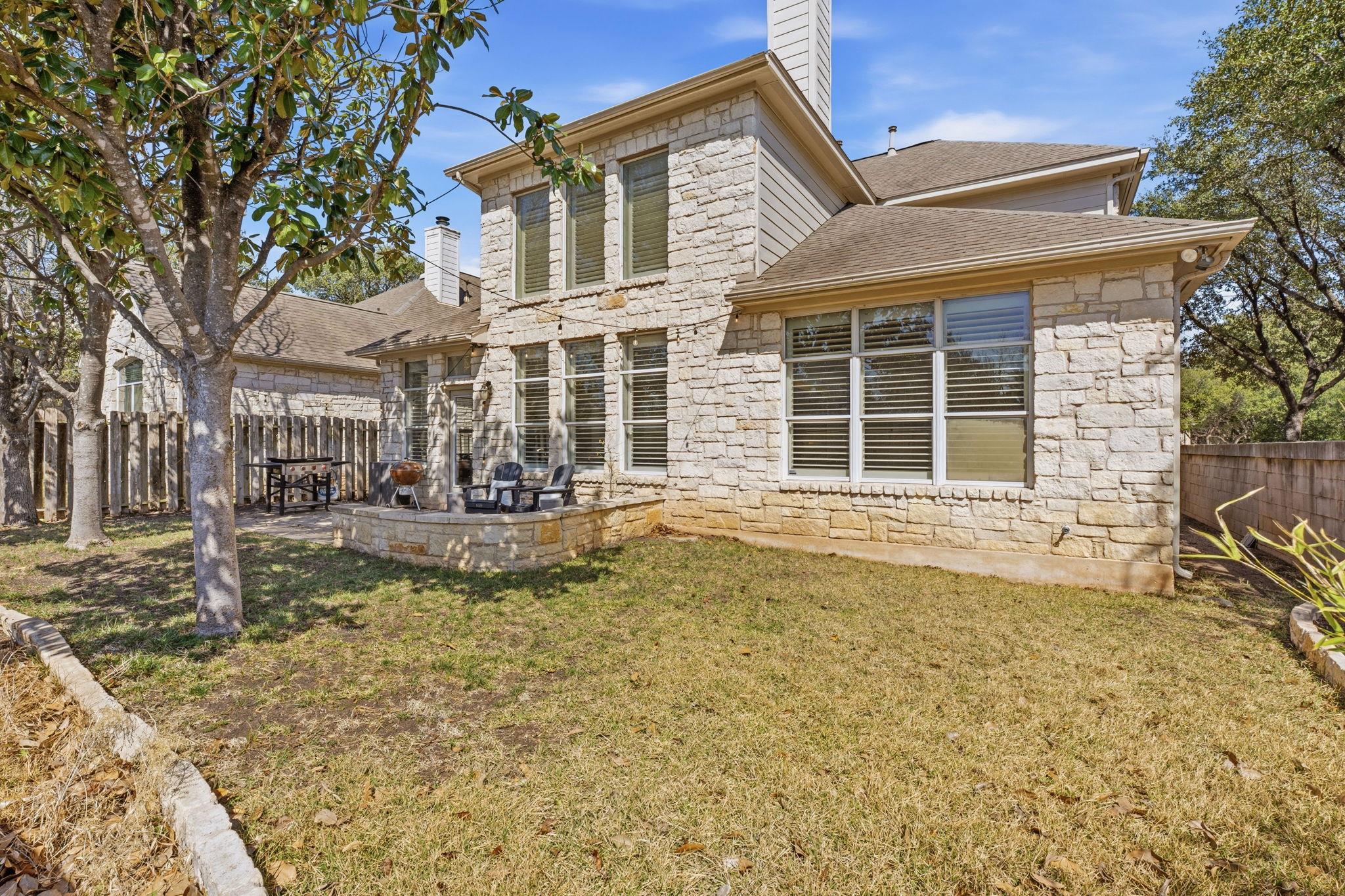 5000 Mission Oaks BLVD # 30