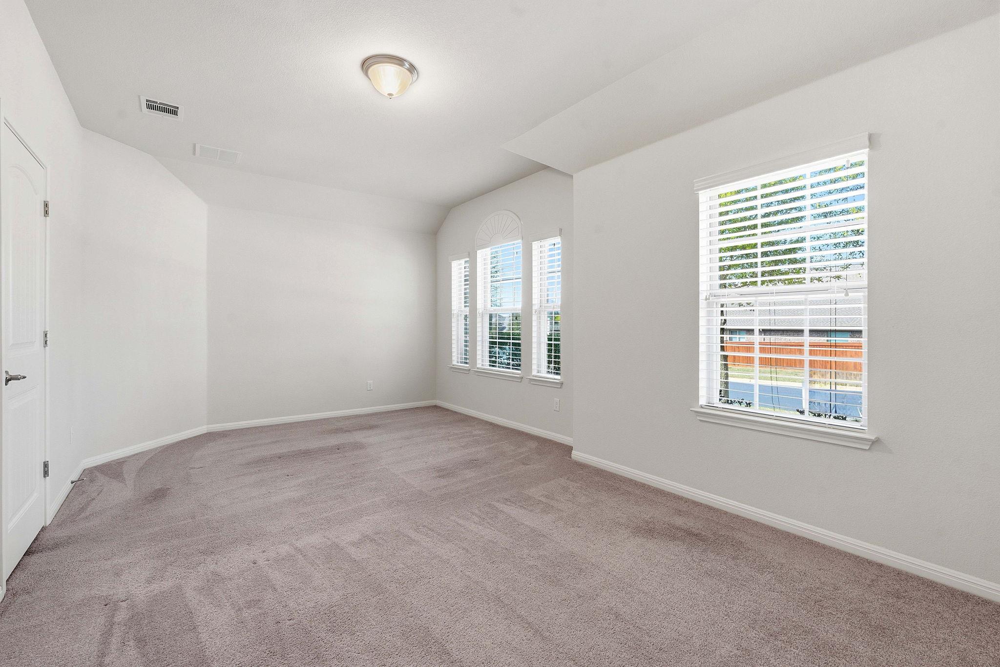 18525 Wind Valley WAY