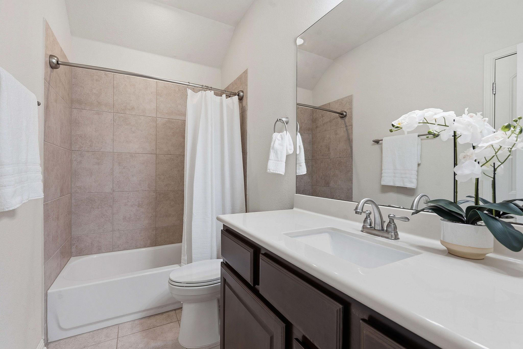 18525 Wind Valley WAY