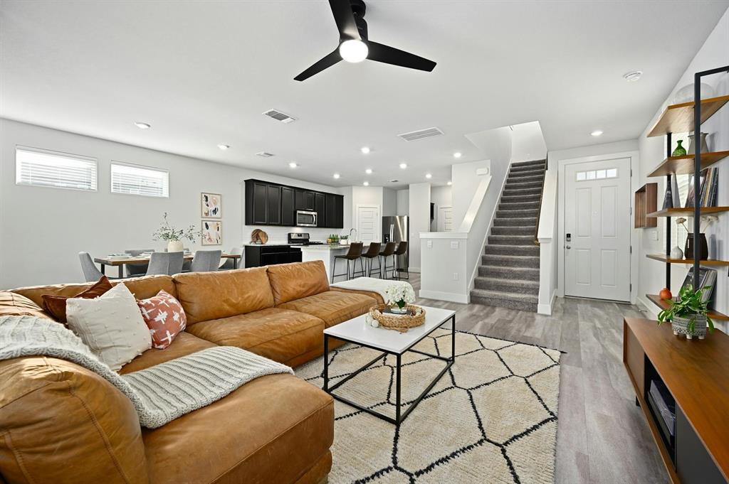 7318 Harmony Shoals BND # 182