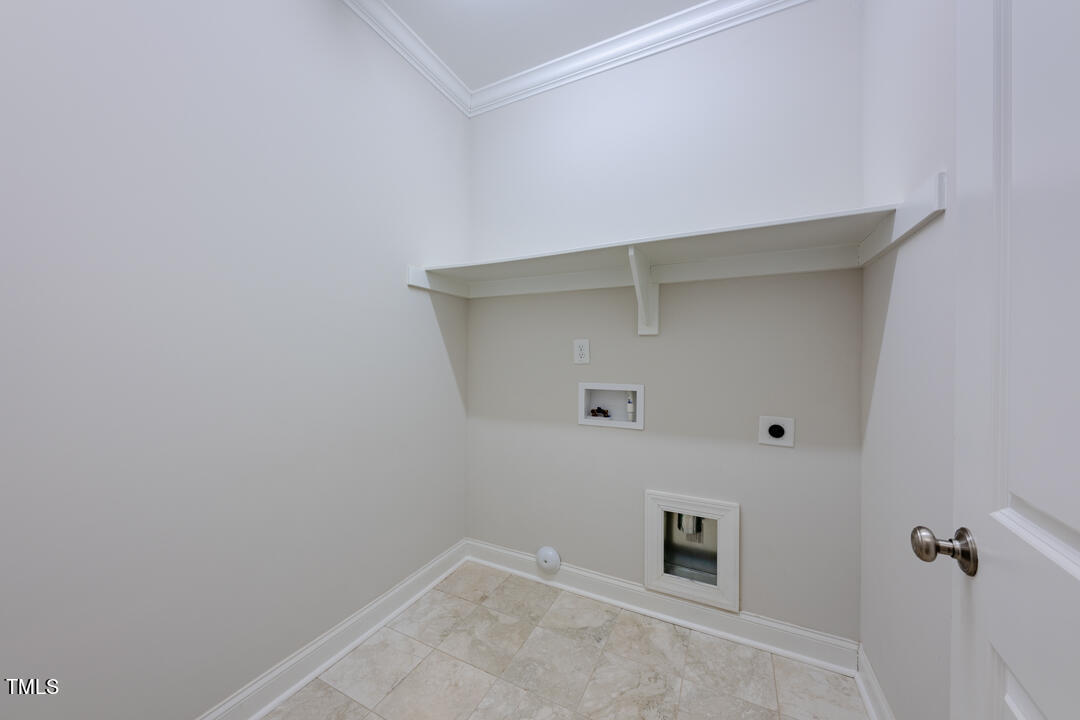 17 Persimmon Court