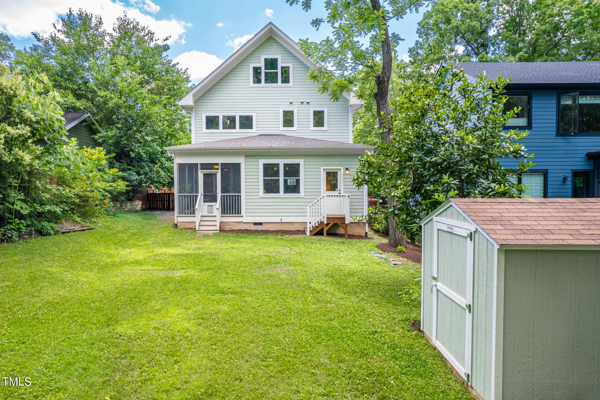 206 Dacian Avenue