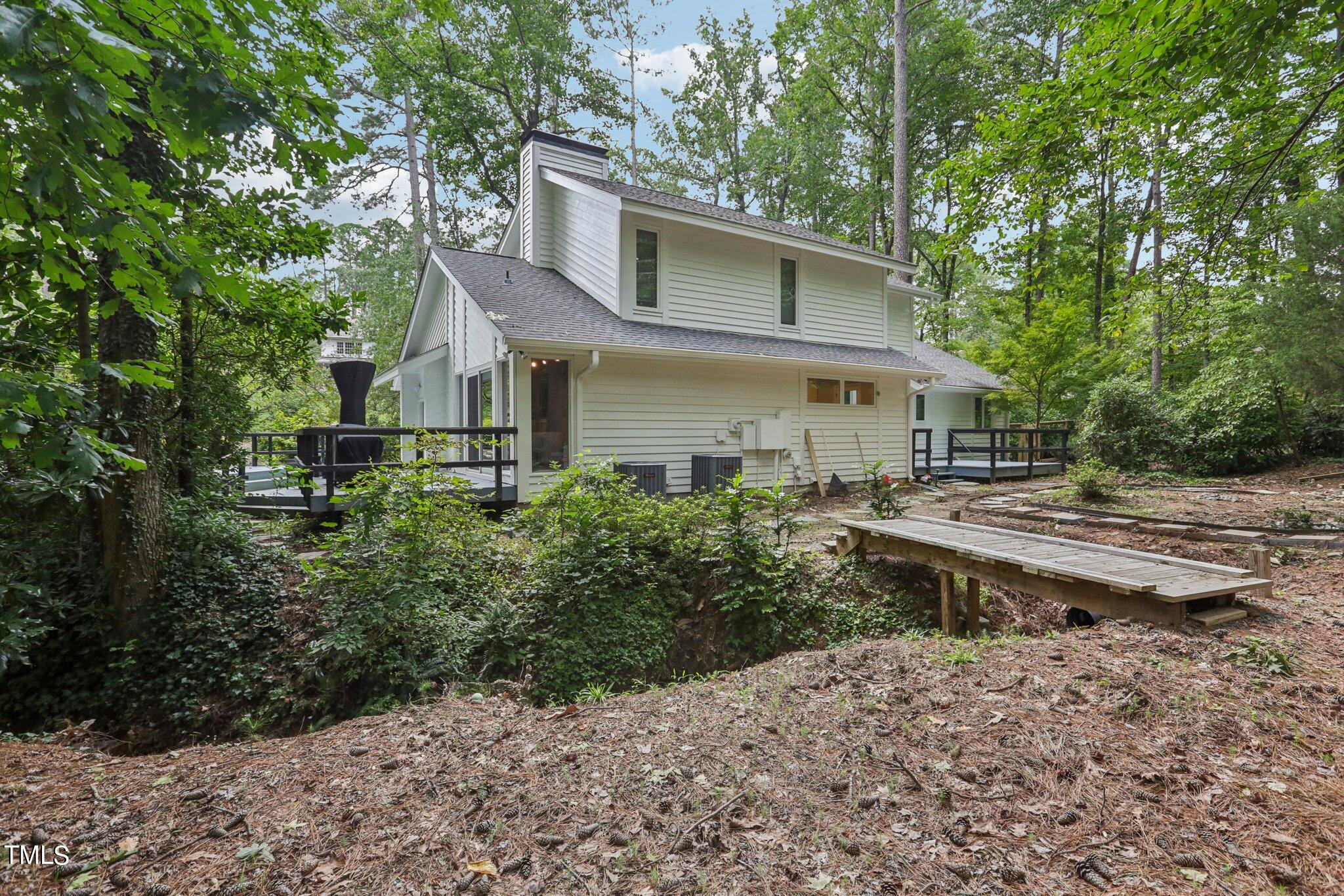 3825 Darby Road
