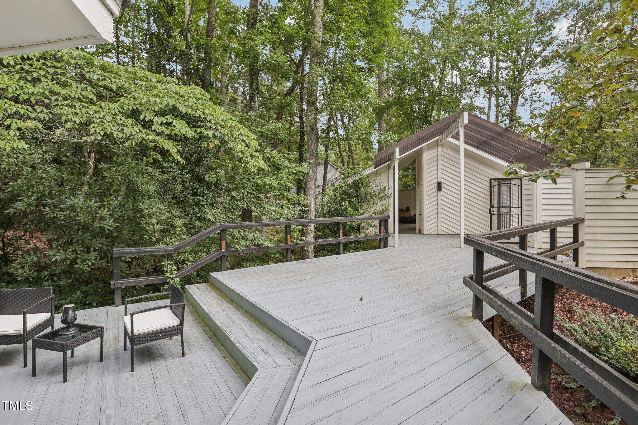 3825 Darby Road