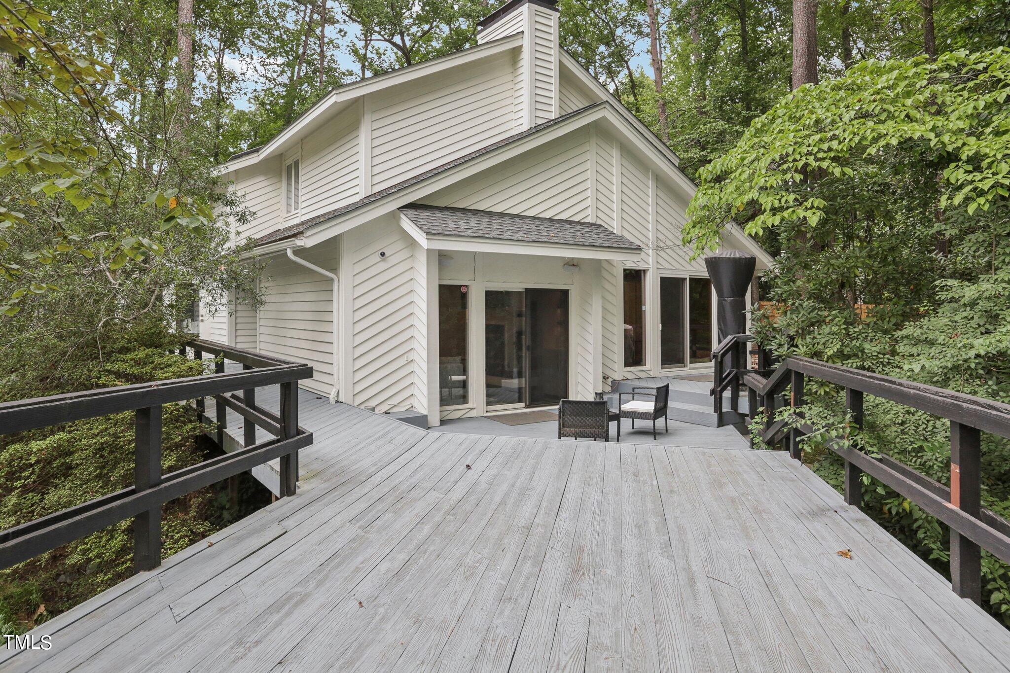 3825 Darby Road