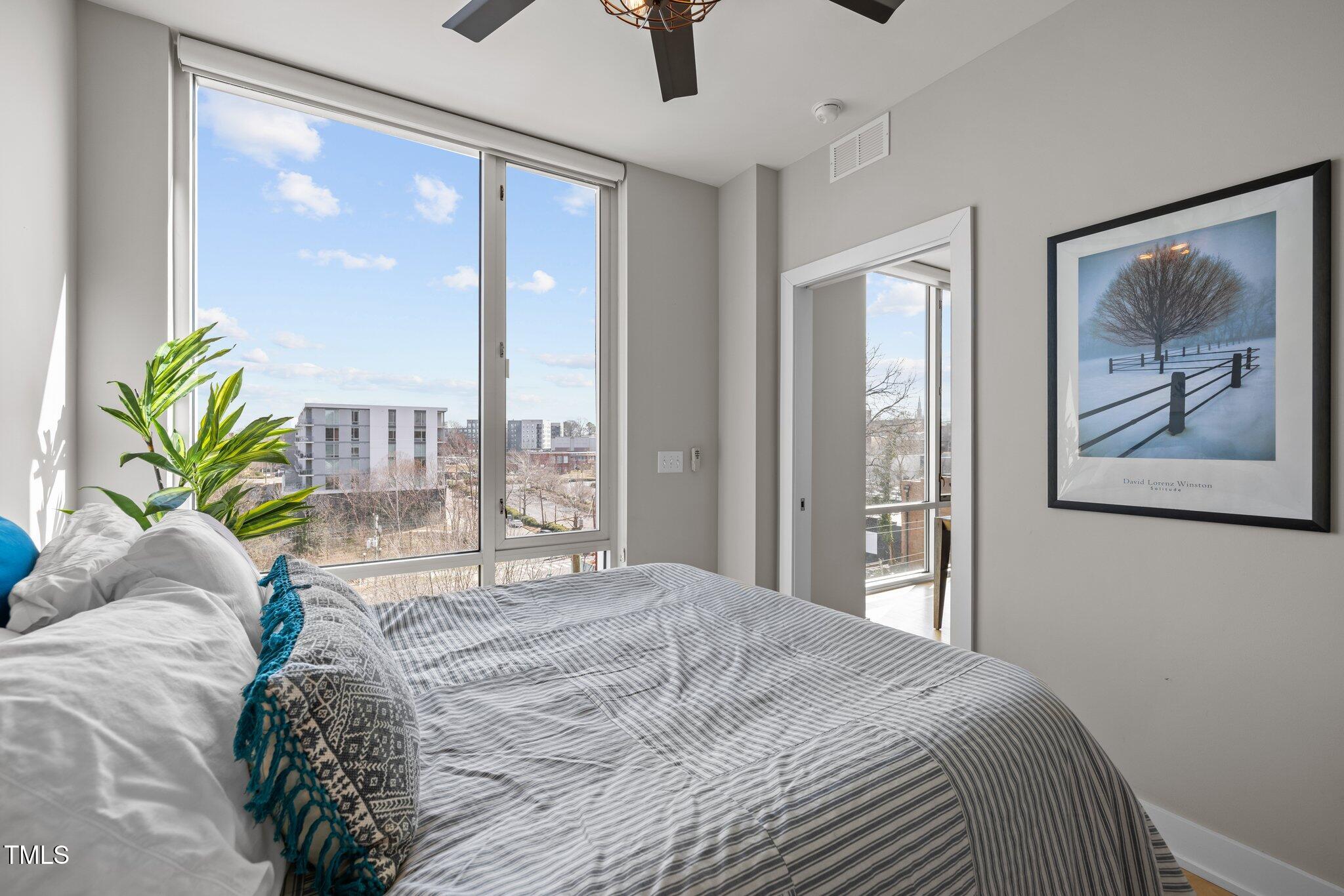 400 Hunt Street # 404