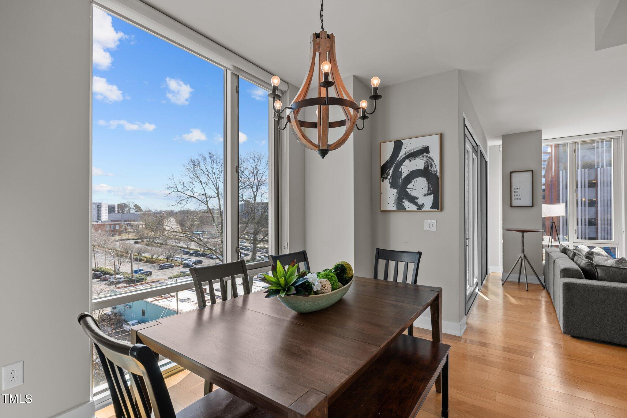 400 Hunt Street # 404