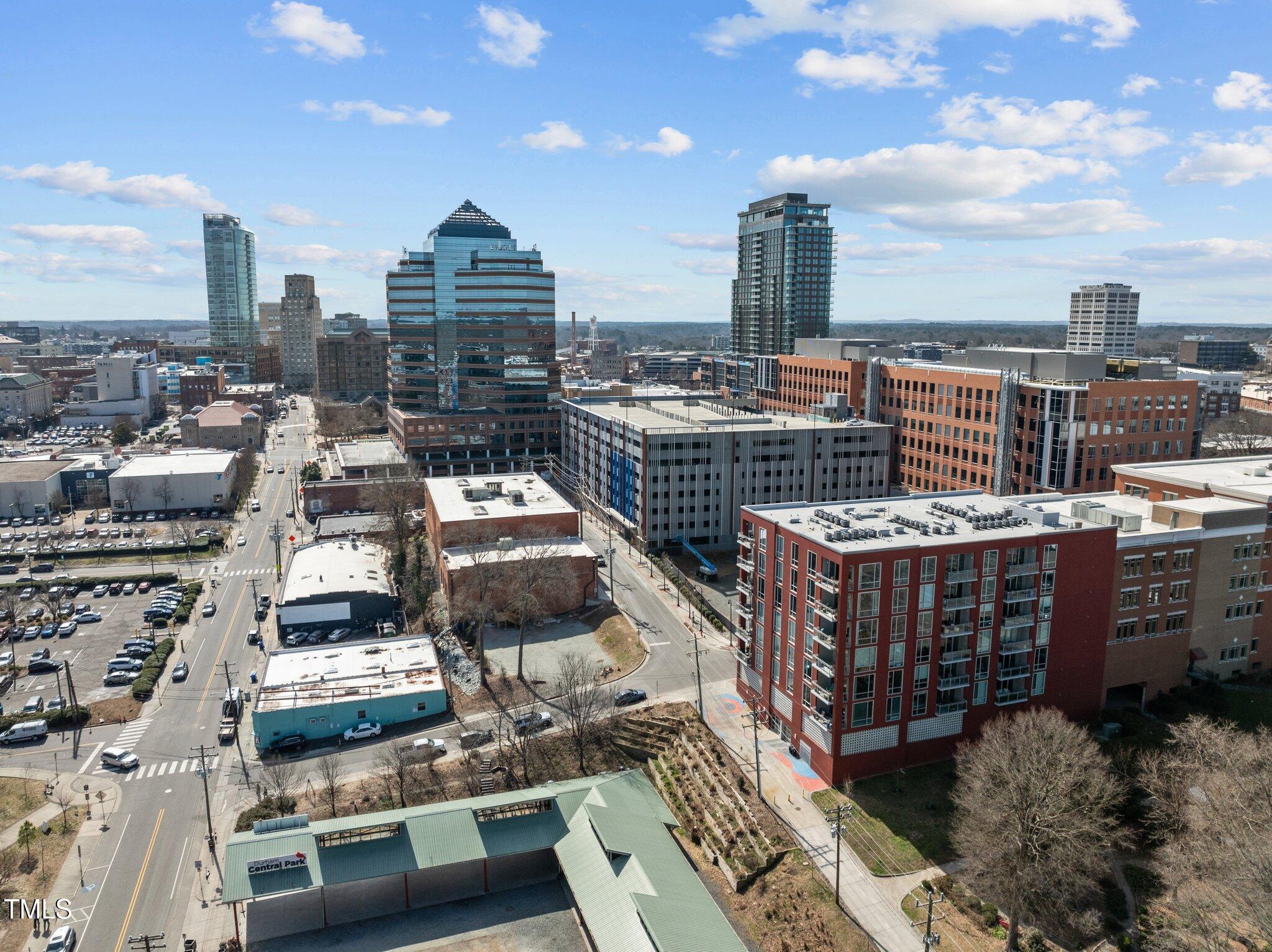 400 Hunt Street # 404