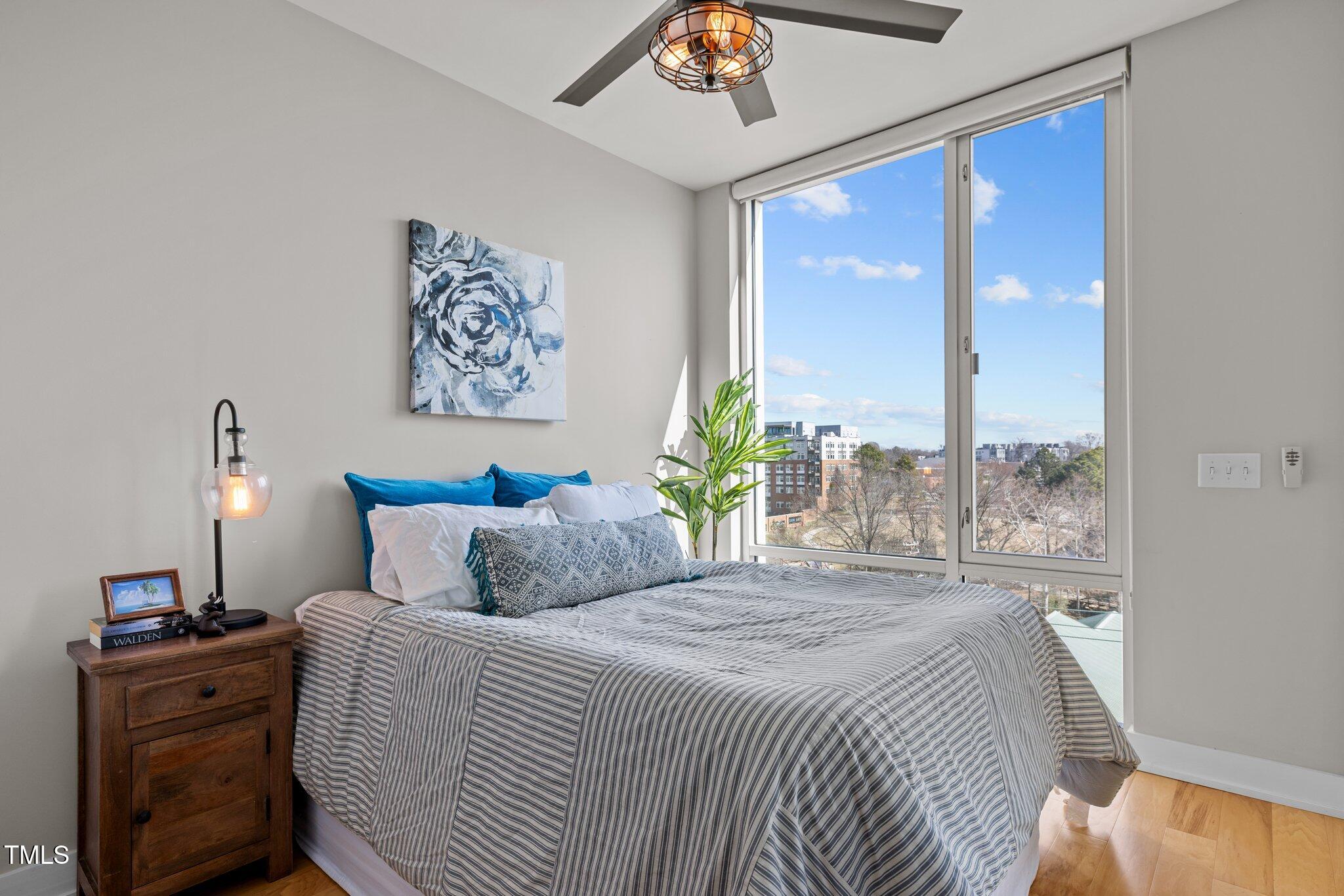 400 Hunt Street # 404