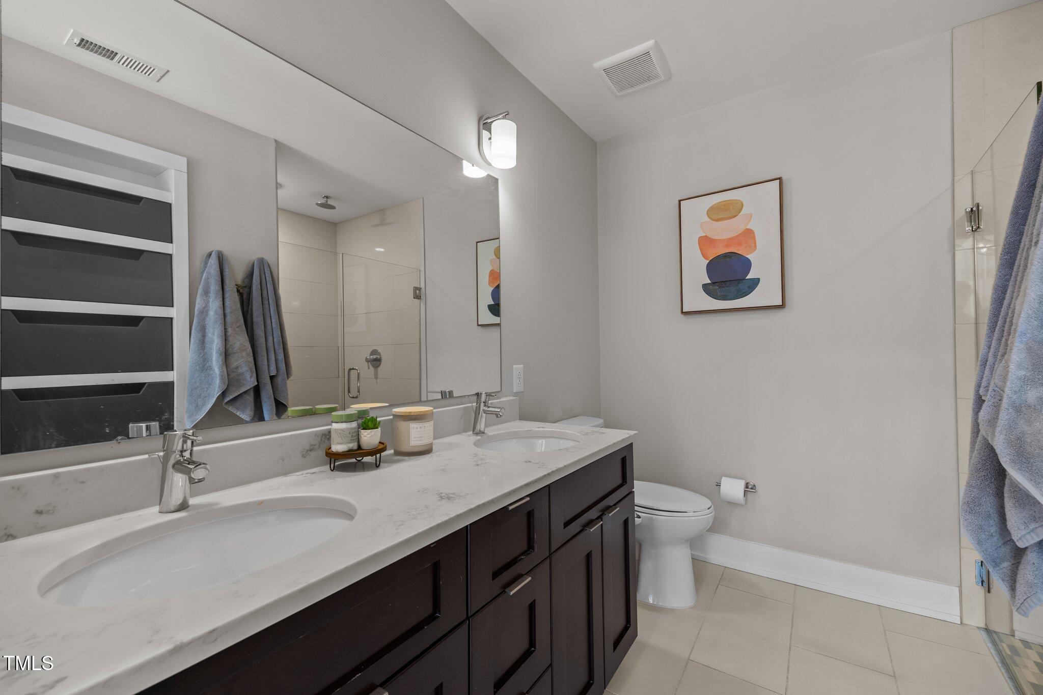 400 Hunt Street # 404