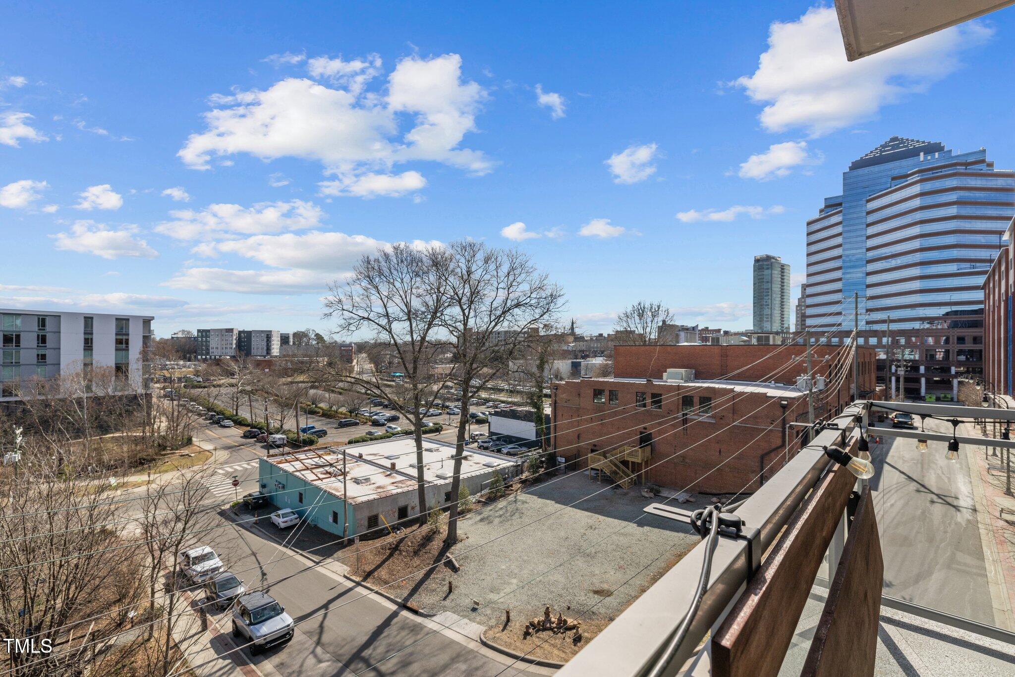400 Hunt Street # 404