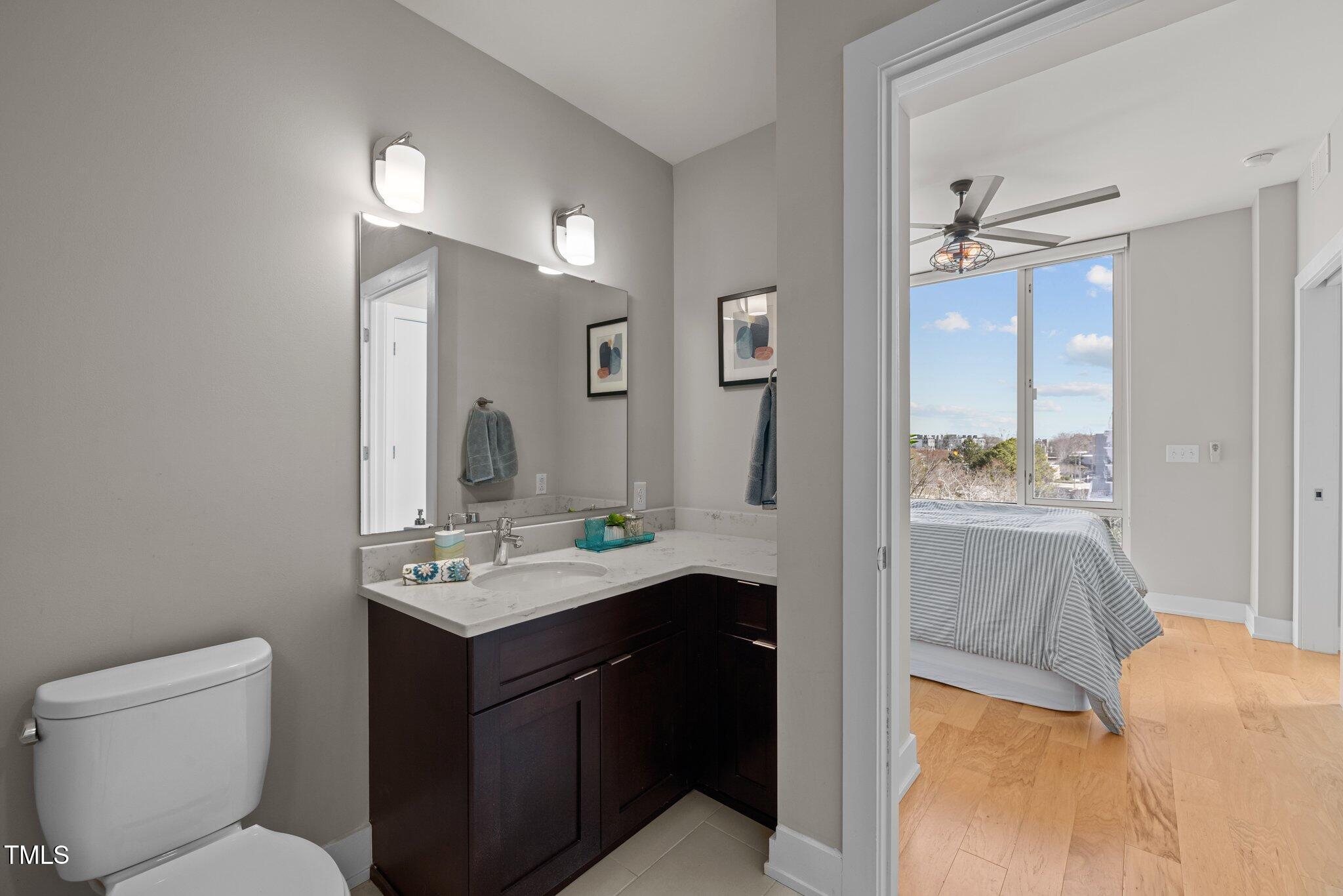 400 Hunt Street # 404