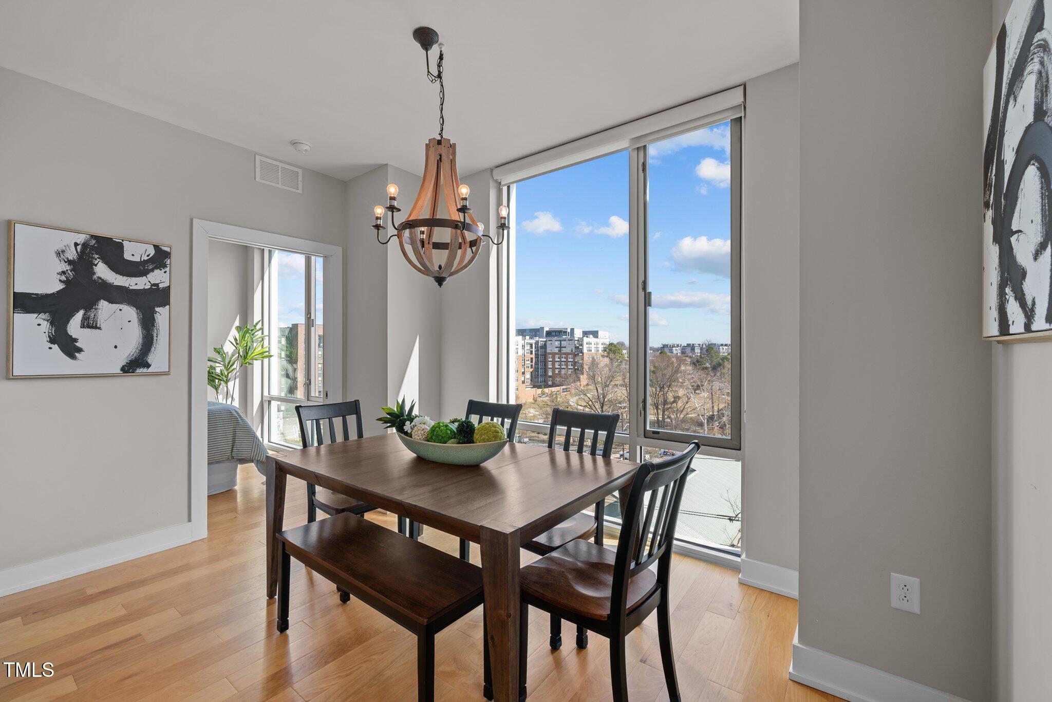 400 Hunt Street # 404