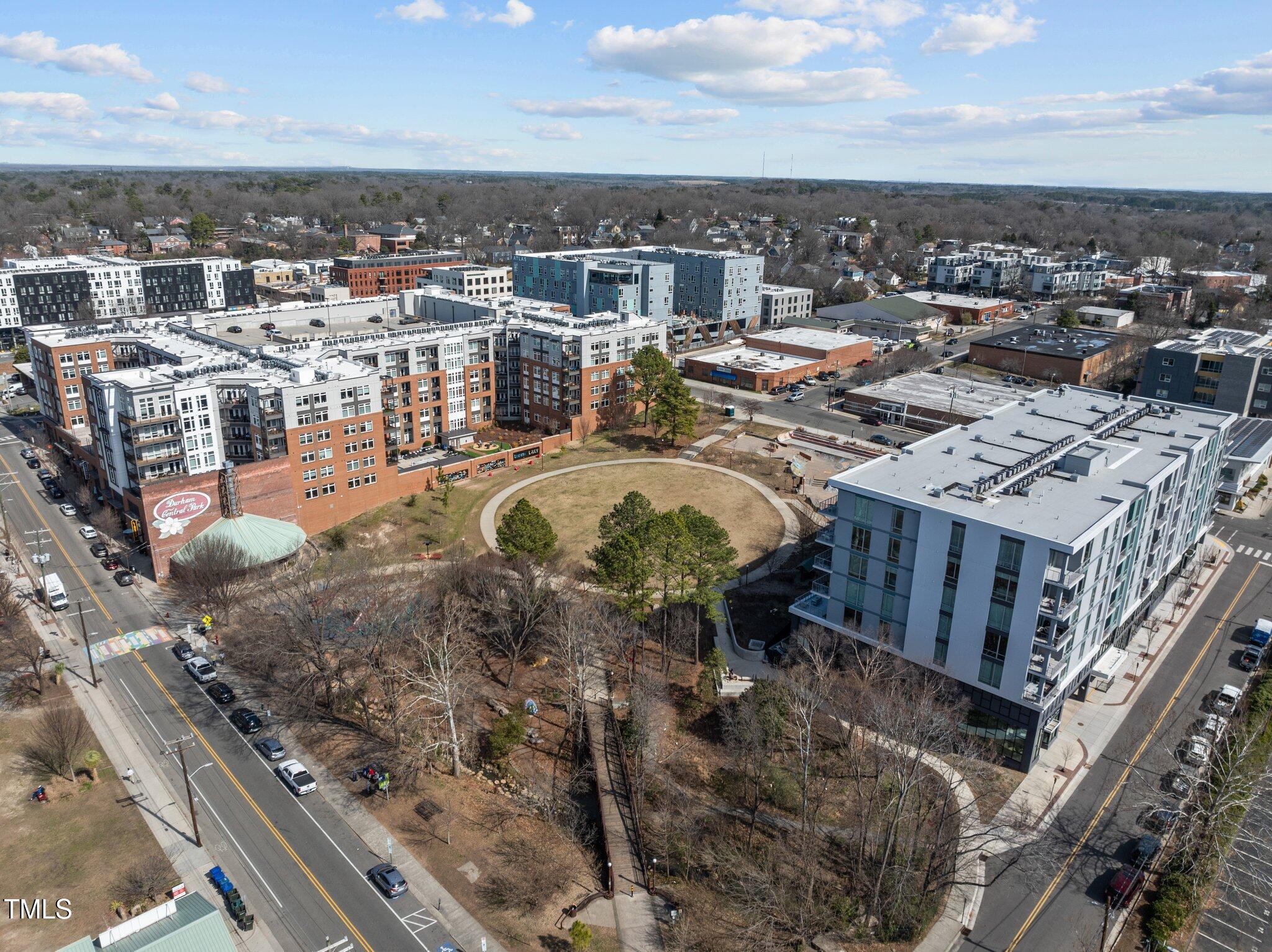 400 Hunt Street # 404