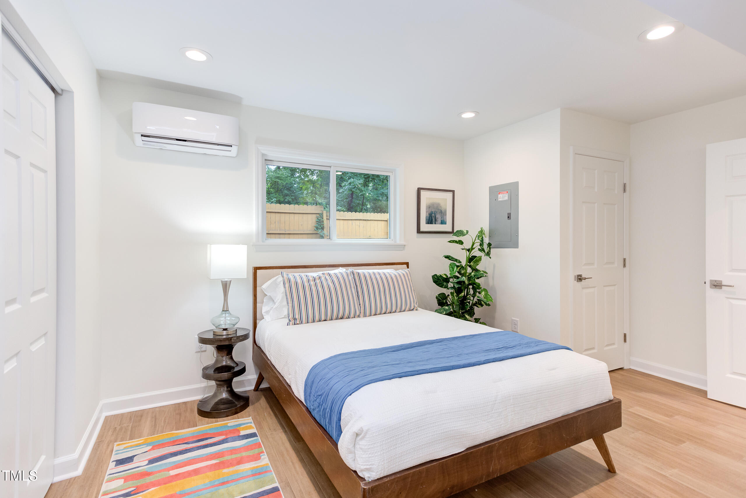 1309 Hudson Avenue # D18
