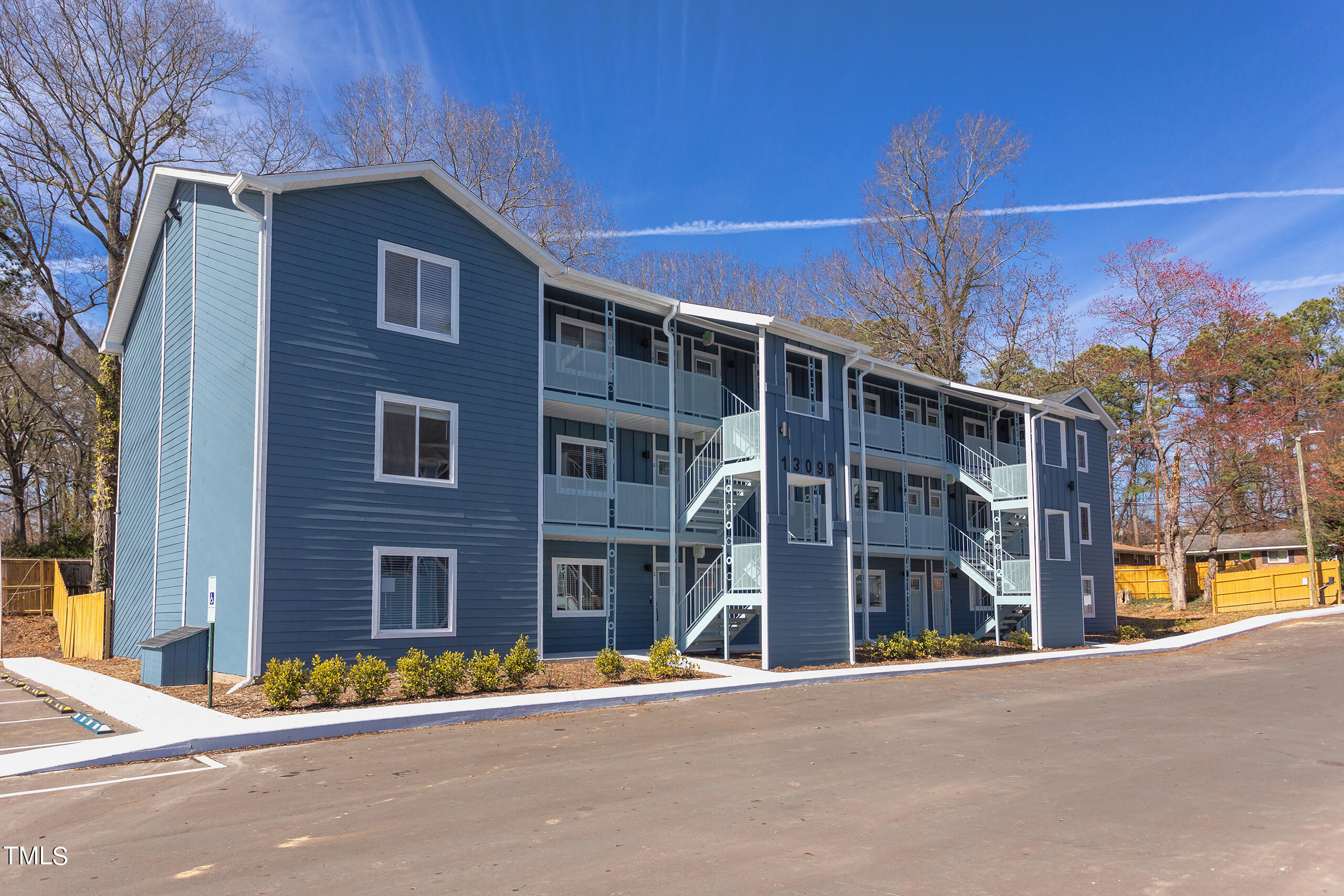1309 Hudson Avenue # D18
