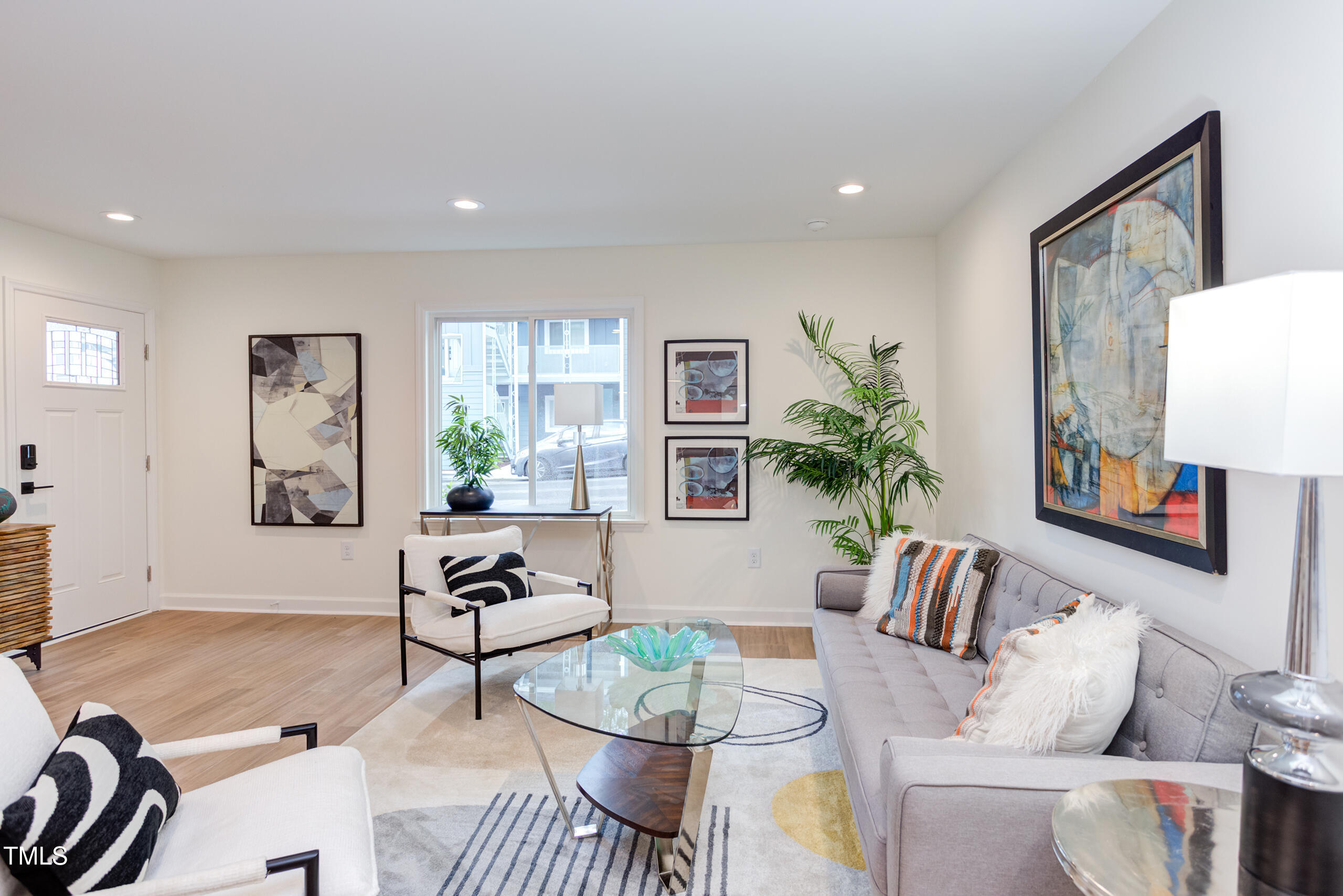 1309 Hudson Avenue # D18