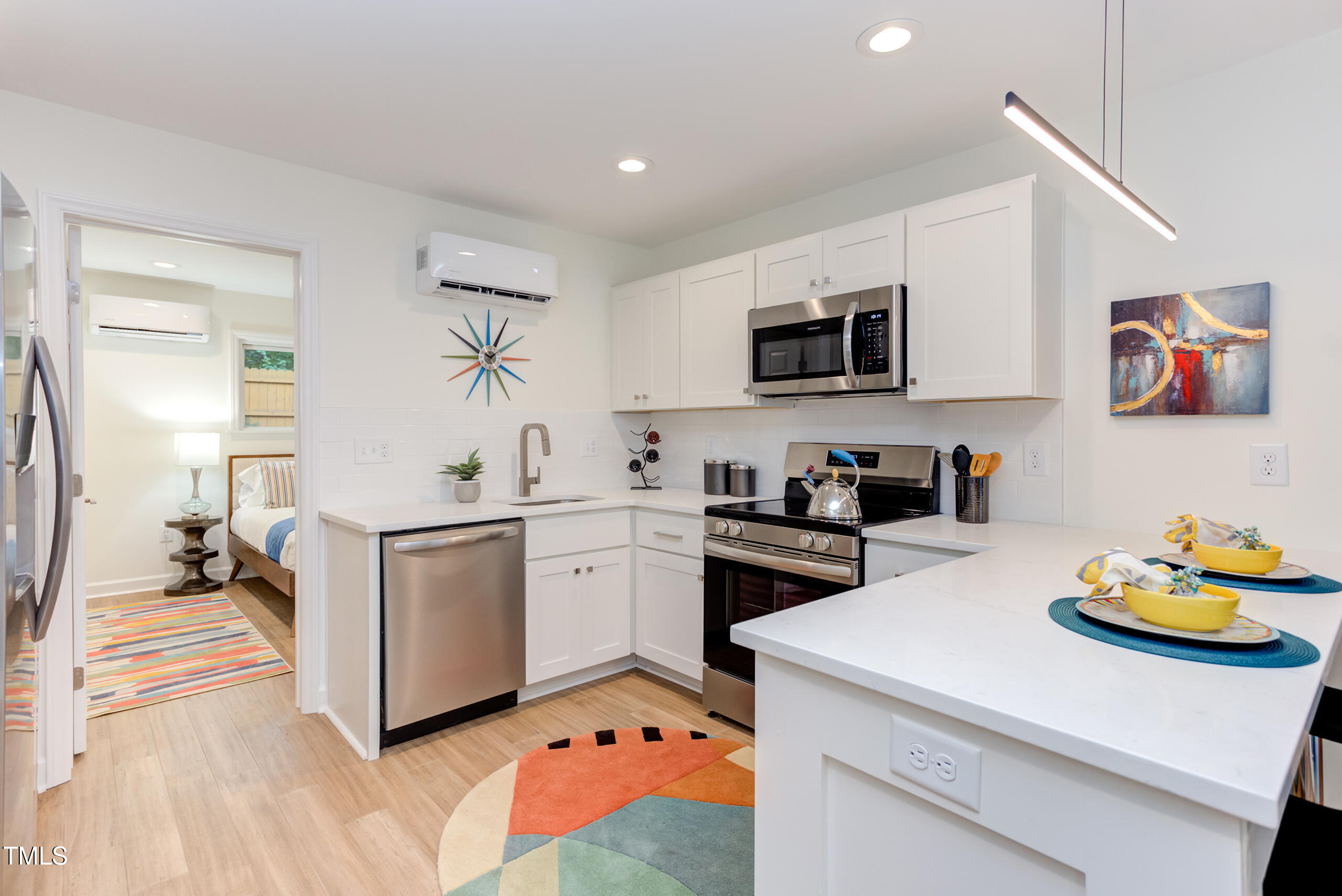1309 Hudson Avenue # D18