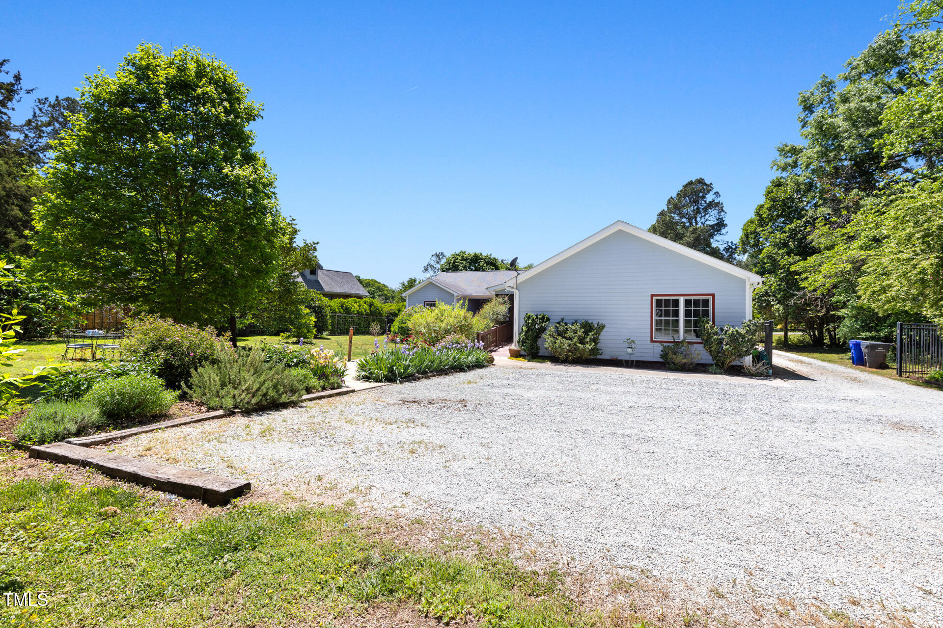 416 Mitchell Street