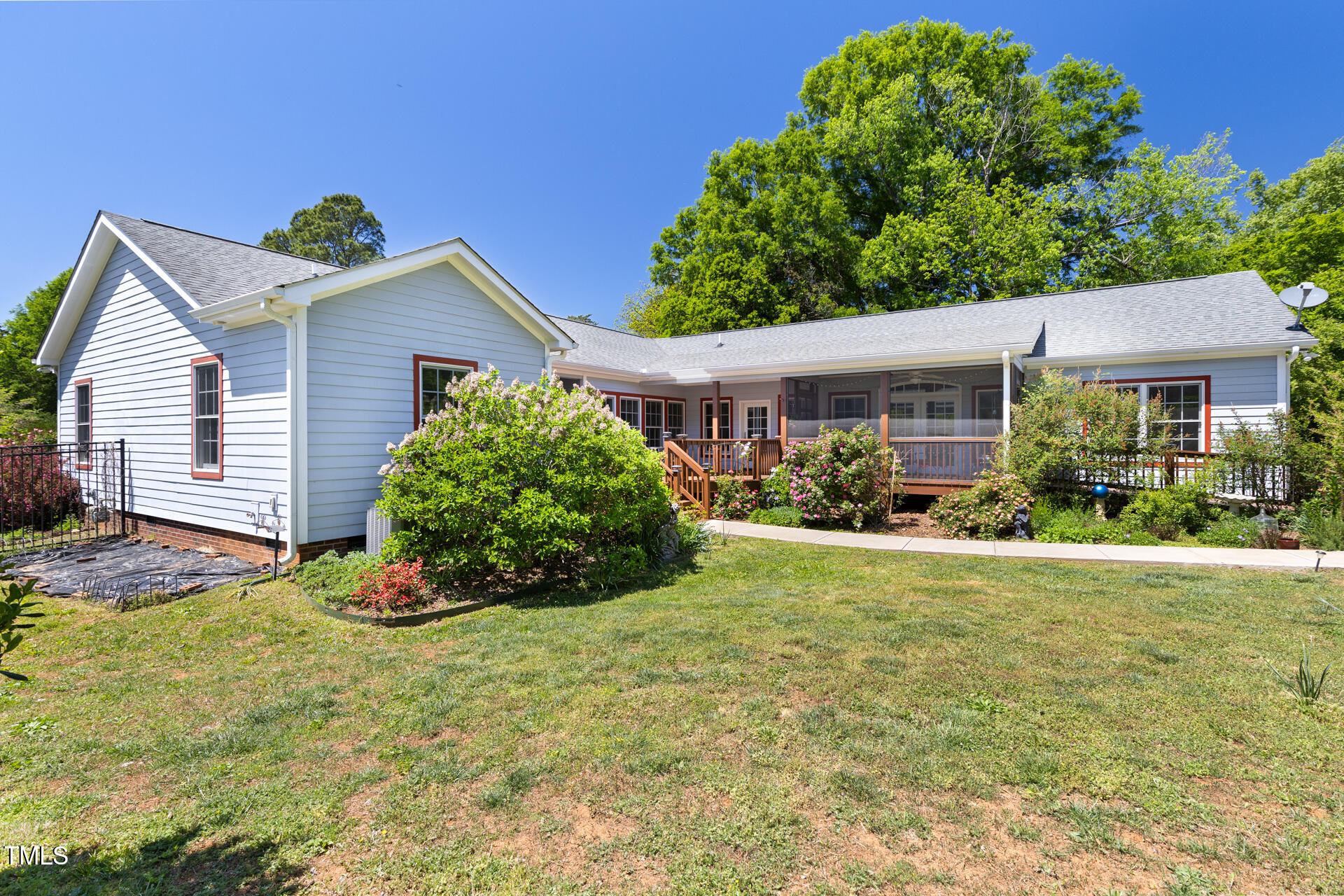 416 Mitchell Street
