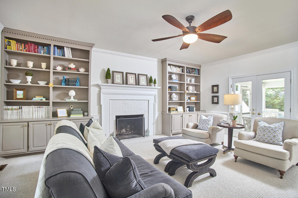 18 Clearwater Drive