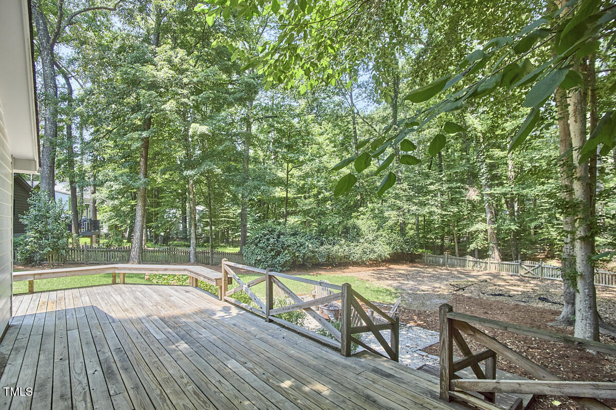 18 Clearwater Drive