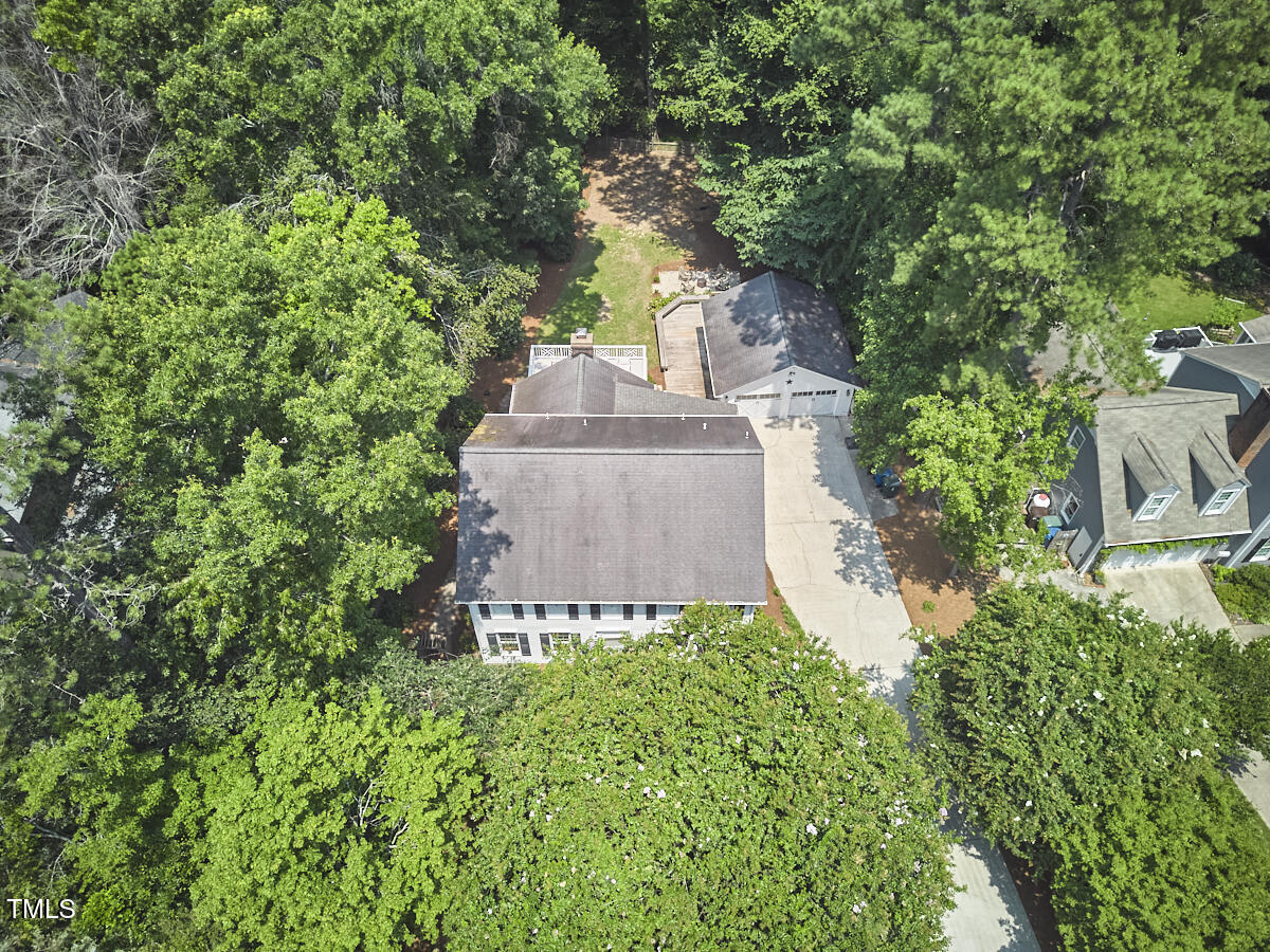18 Clearwater Drive