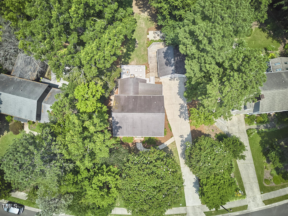 18 Clearwater Drive